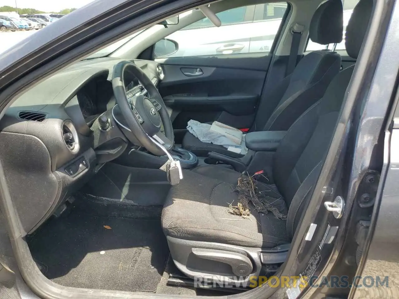 7 Photograph of a damaged car 3KPF24AD6KE058895 KIA FORTE 2019