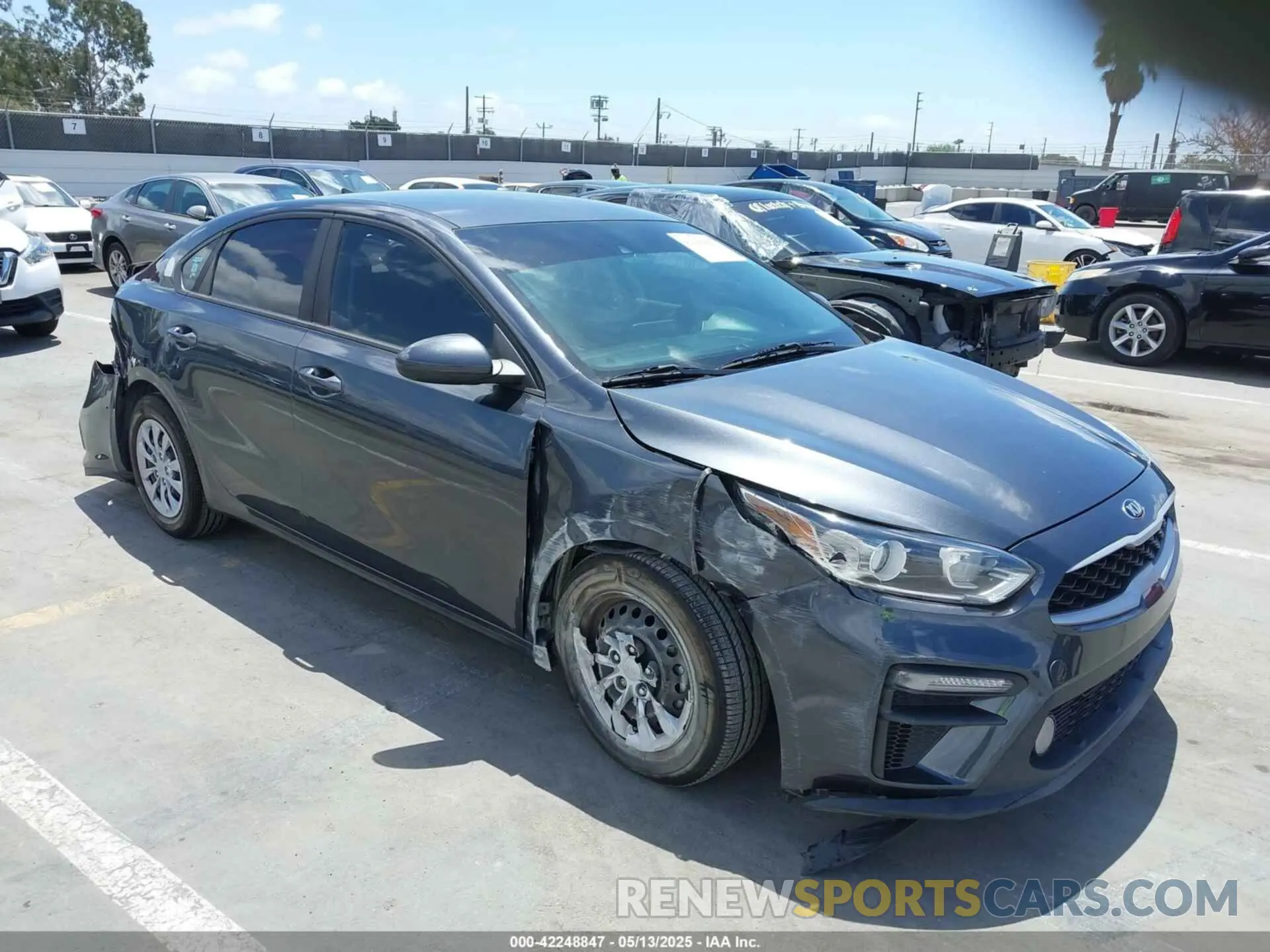 1 Photograph of a damaged car 3KPF24AD6KE062882 KIA FORTE 2019