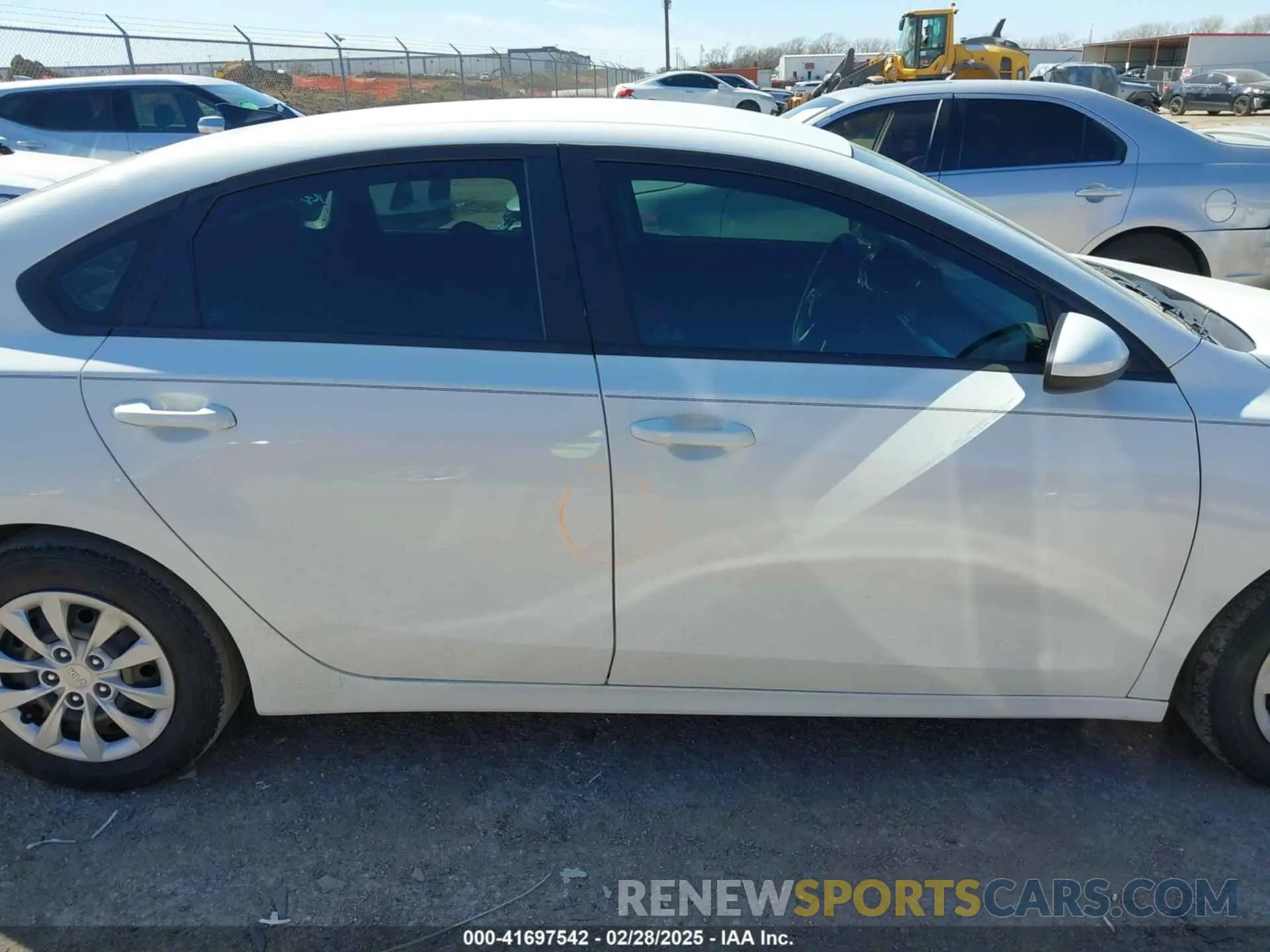 13 Photograph of a damaged car 3KPF24AD6KE081593 KIA FORTE 2019