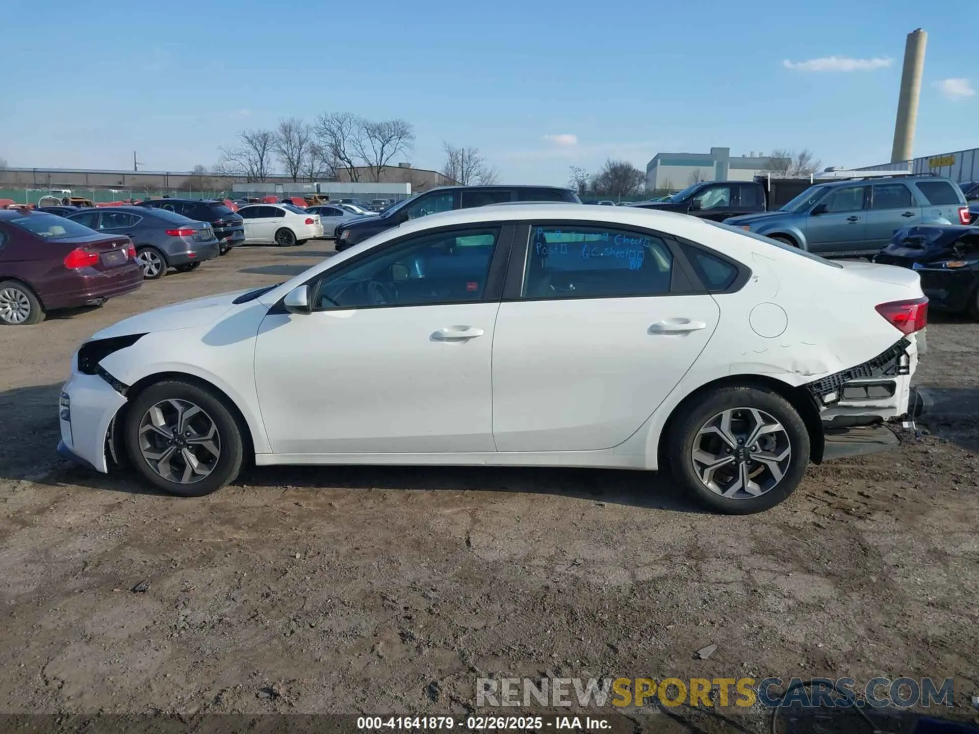 15 Photograph of a damaged car 3KPF24AD6KE111207 KIA FORTE 2019