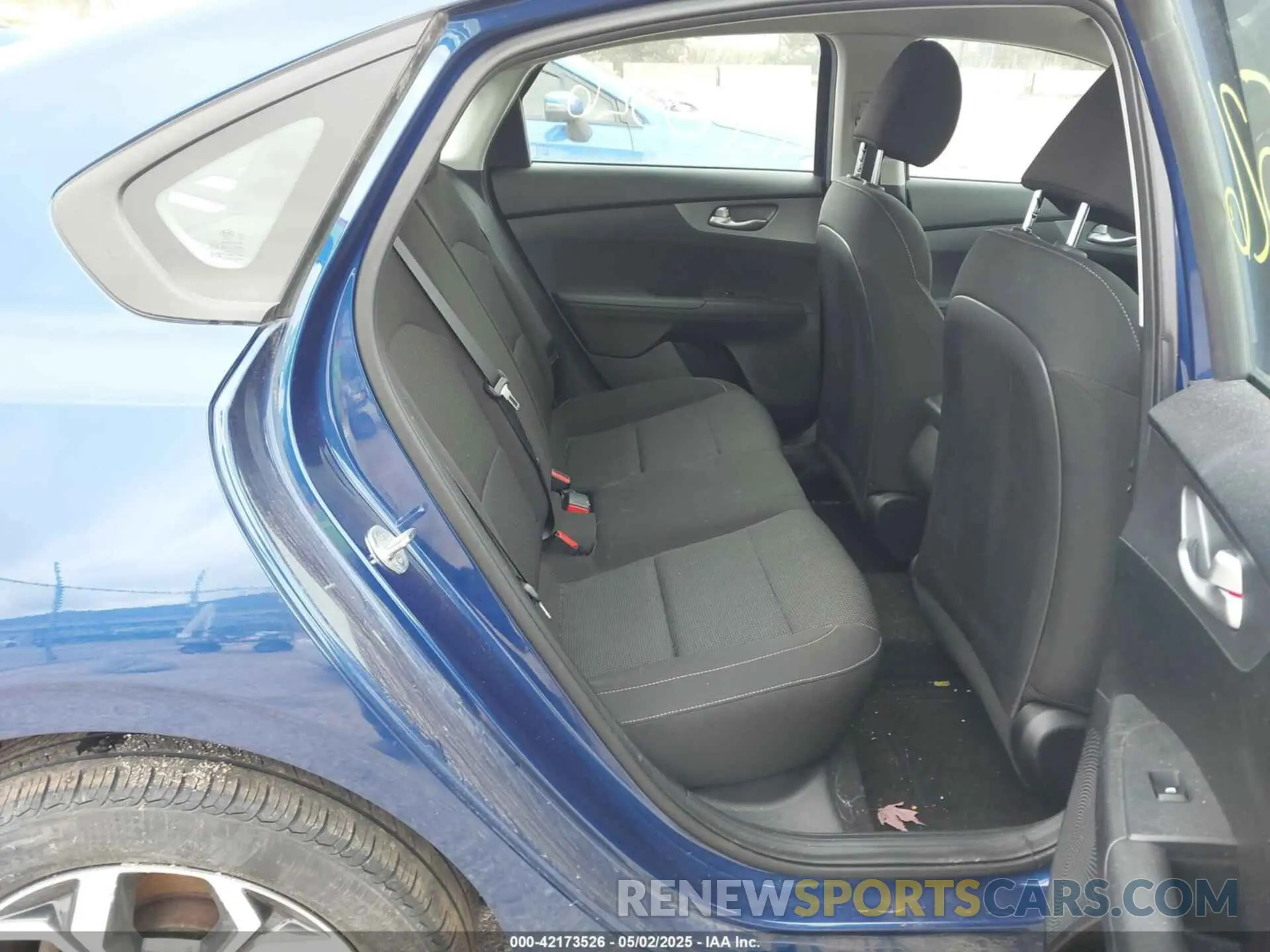 8 Photograph of a damaged car 3KPF24AD6KE114656 KIA FORTE 2019