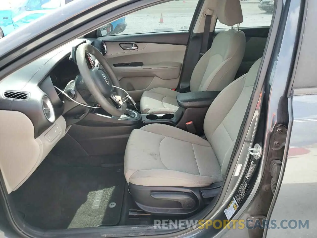 7 Photograph of a damaged car 3KPF24AD6KE115290 KIA FORTE 2019