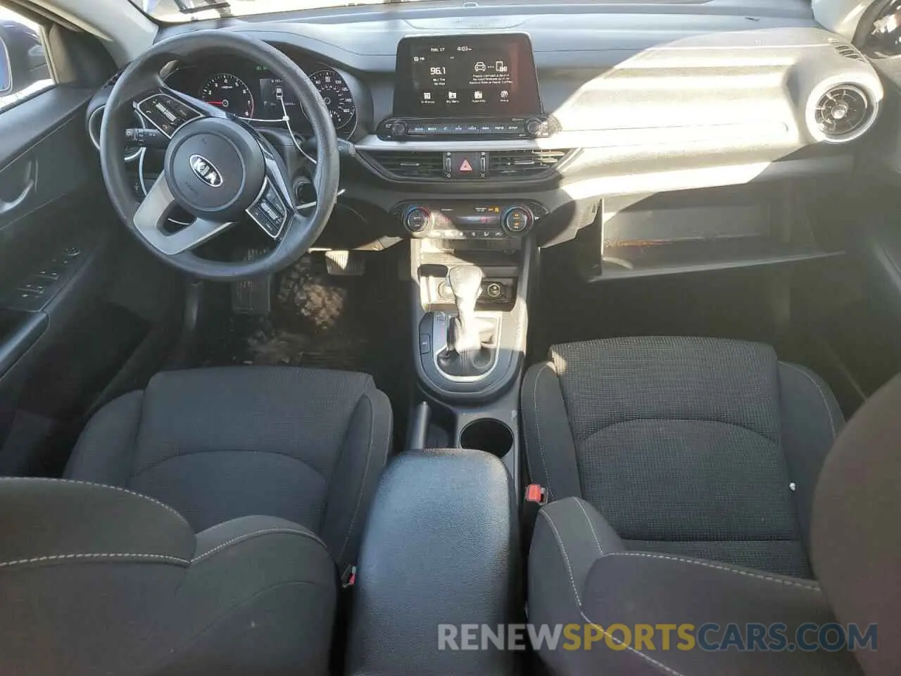 8 Photograph of a damaged car 3KPF24AD6KE117055 KIA FORTE 2019