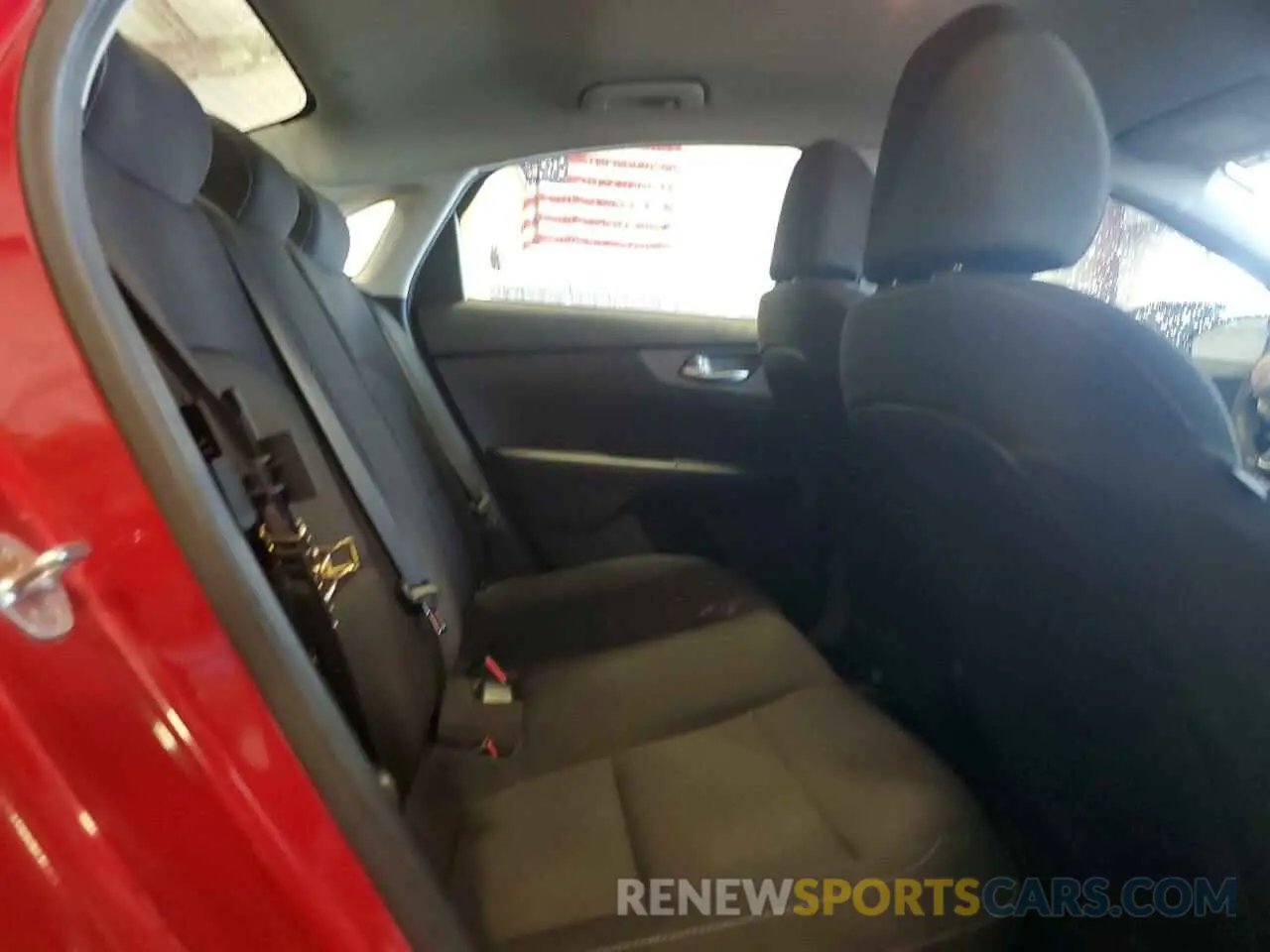 10 Photograph of a damaged car 3KPF24AD6KE120330 KIA FORTE 2019