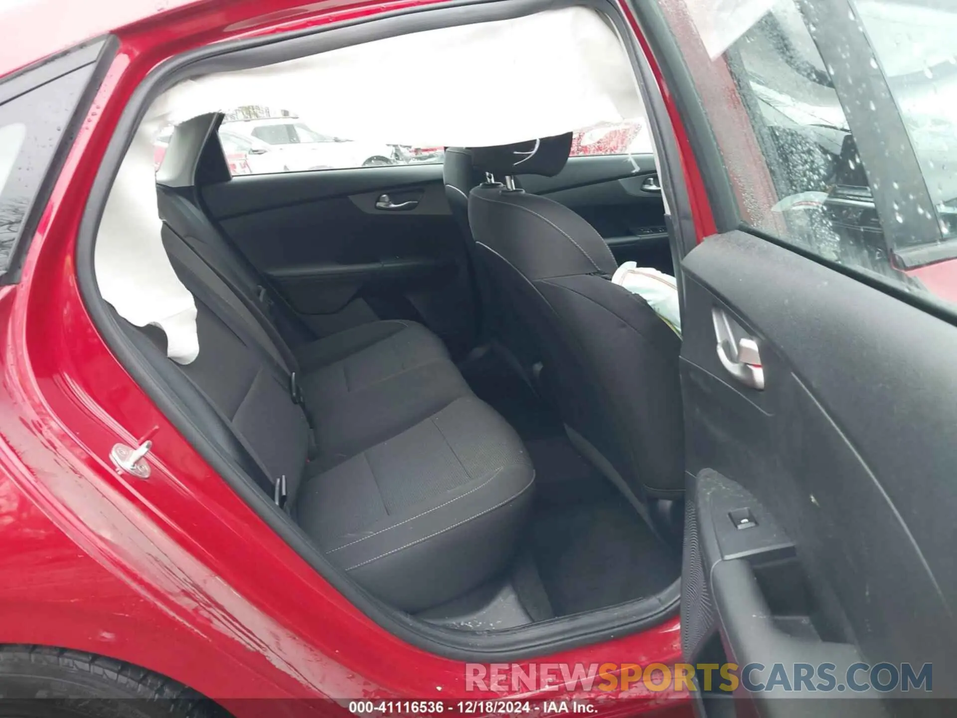 8 Photograph of a damaged car 3KPF24AD6KE131571 KIA FORTE 2019