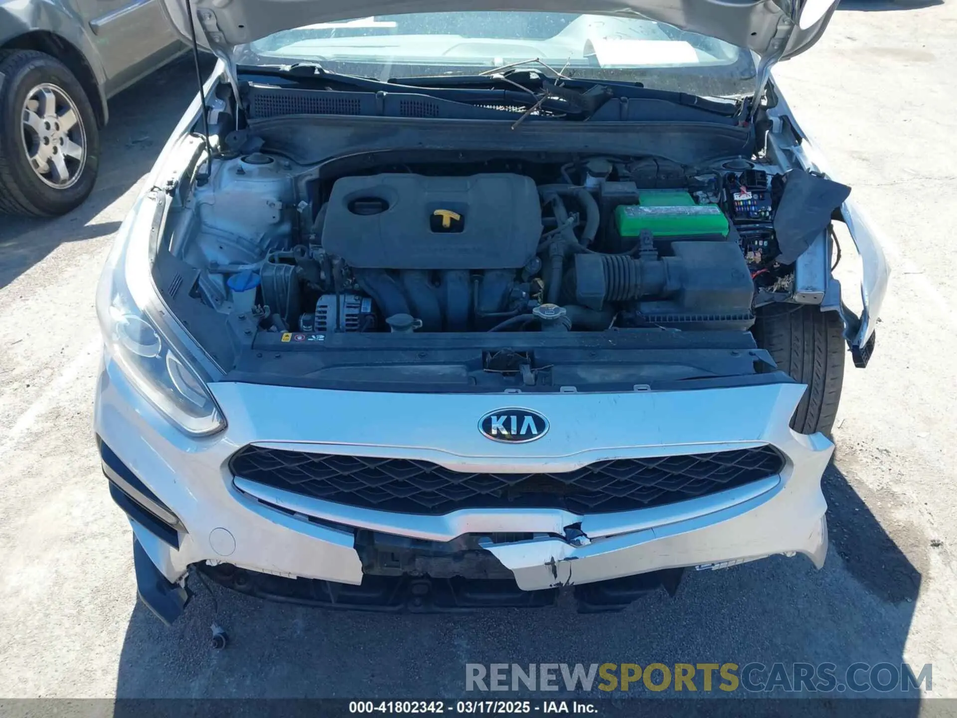 10 Photograph of a damaged car 3KPF24AD7KE016977 KIA FORTE 2019