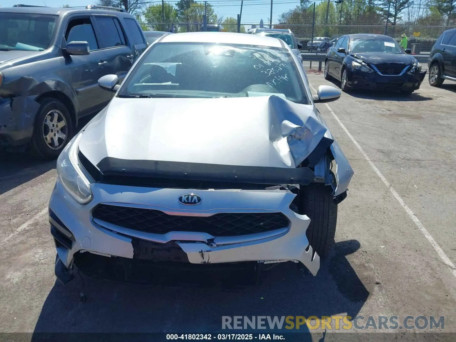 12 Photograph of a damaged car 3KPF24AD7KE016977 KIA FORTE 2019