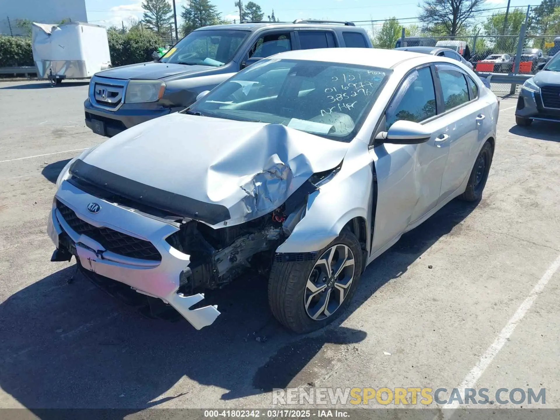 6 Photograph of a damaged car 3KPF24AD7KE016977 KIA FORTE 2019