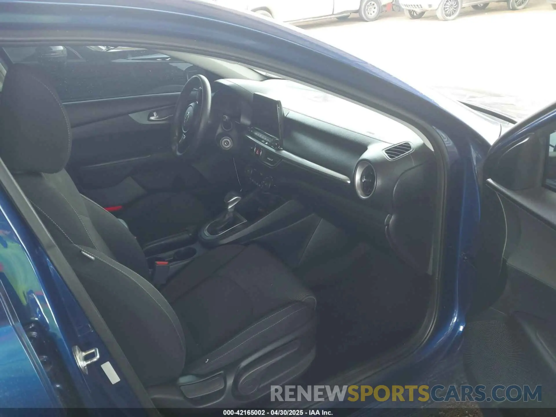 5 Photograph of a damaged car 3KPF24AD7KE072689 KIA FORTE 2019