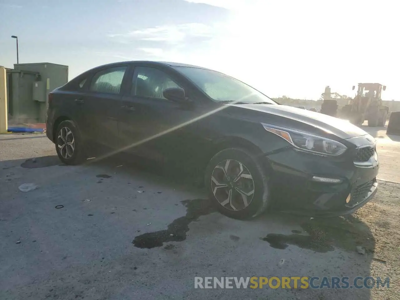 4 Photograph of a damaged car 3KPF24AD7KE083059 KIA FORTE 2019