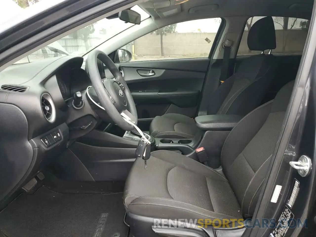 7 Photograph of a damaged car 3KPF24AD7KE083451 KIA FORTE 2019