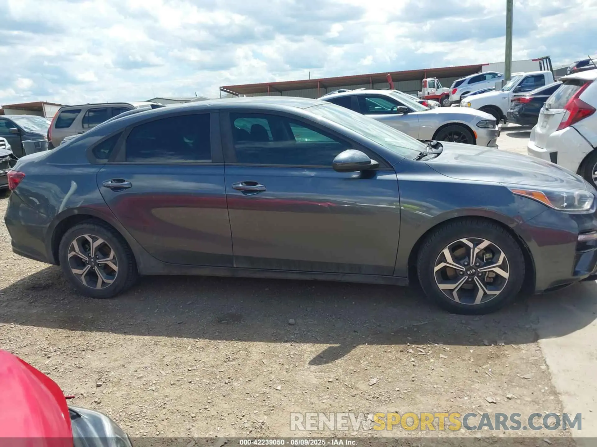 13 Photograph of a damaged car 3KPF24AD7KE090450 KIA FORTE 2019