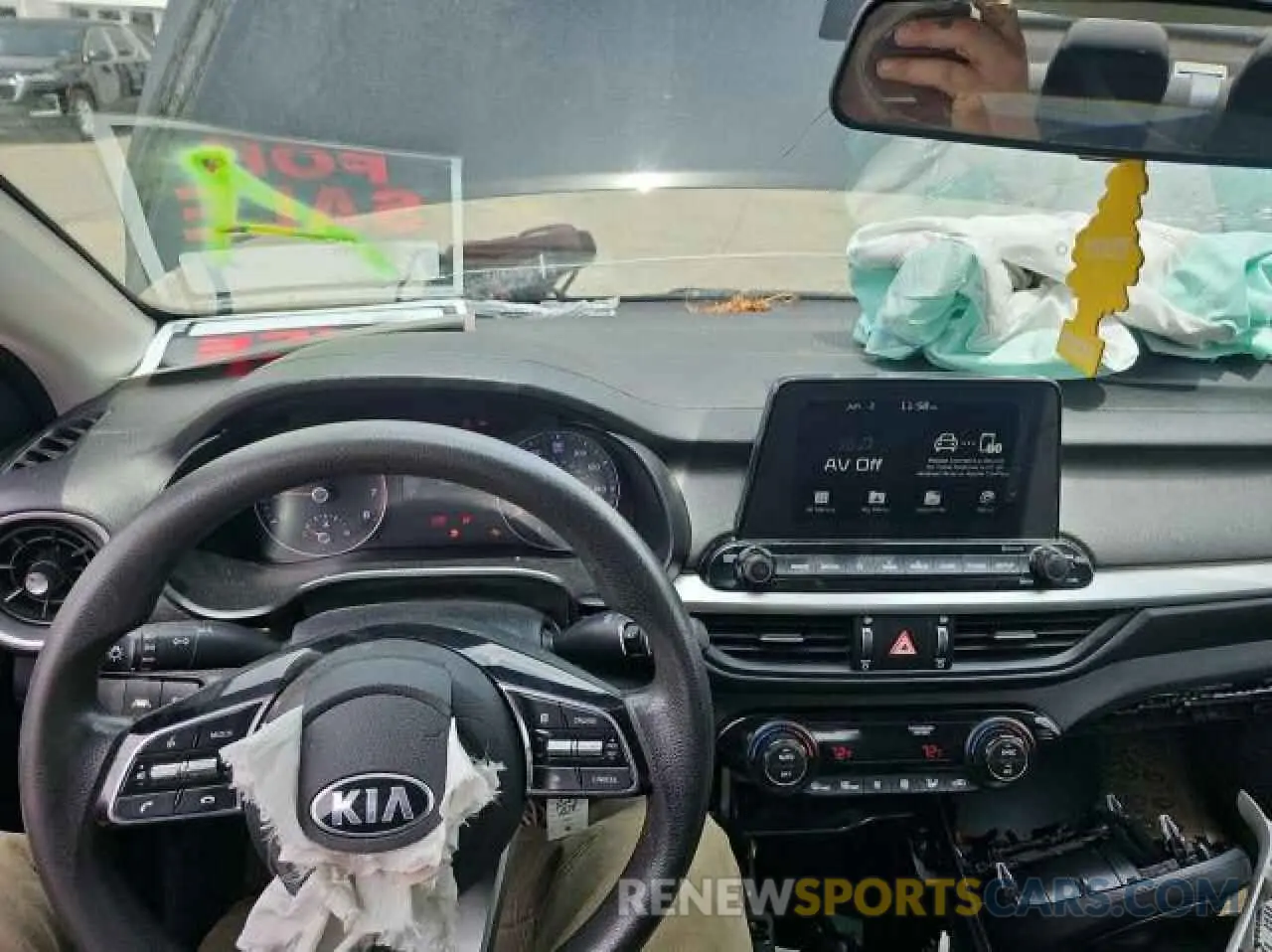 9 Photograph of a damaged car 3KPF24AD7KE097706 KIA FORTE 2019