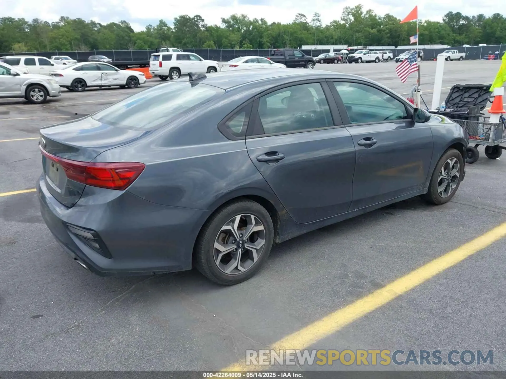 4 Photograph of a damaged car 3KPF24AD7KE110759 KIA FORTE 2019