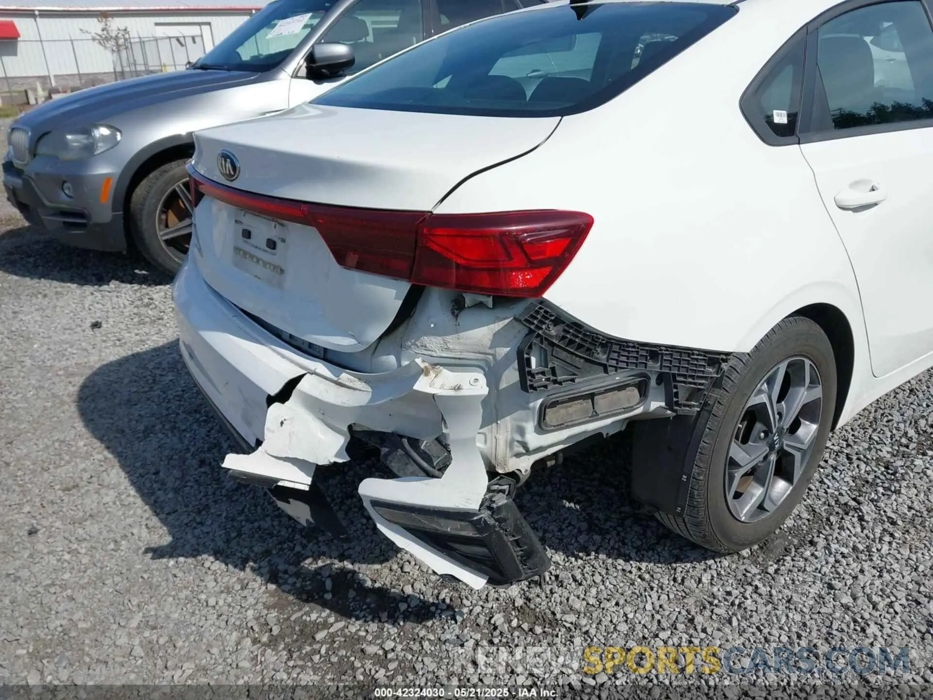 6 Photograph of a damaged car 3KPF24AD7KE114424 KIA FORTE 2019