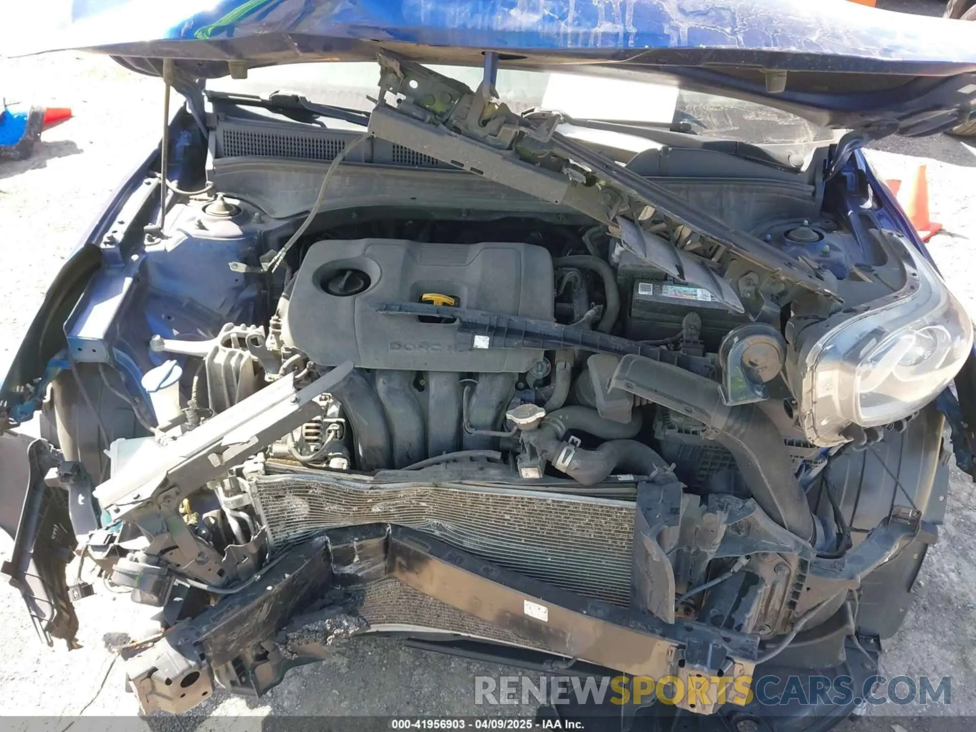 10 Photograph of a damaged car 3KPF24AD7KE133295 KIA FORTE 2019