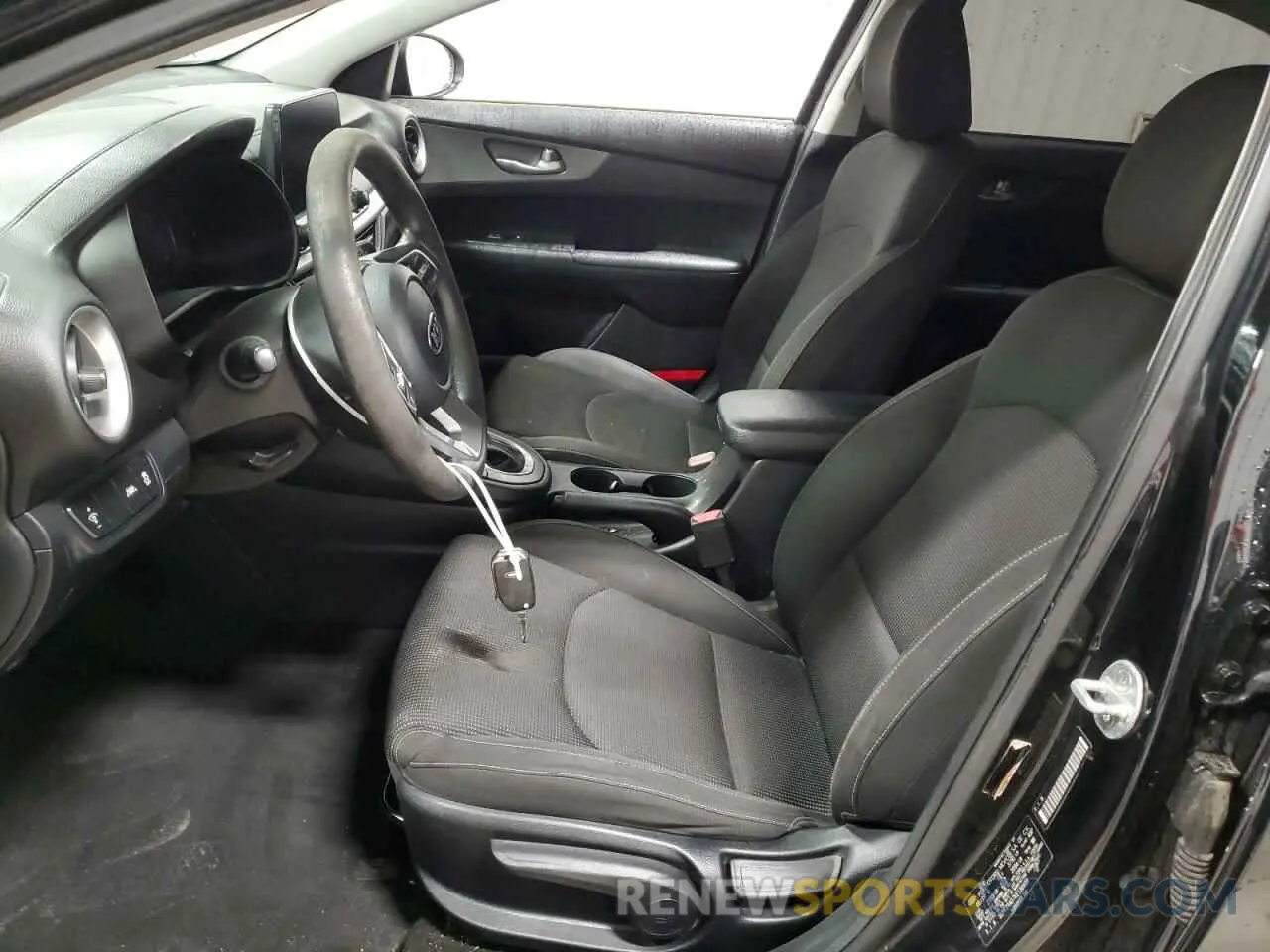 7 Photograph of a damaged car 3KPF24AD7KE136939 KIA FORTE 2019