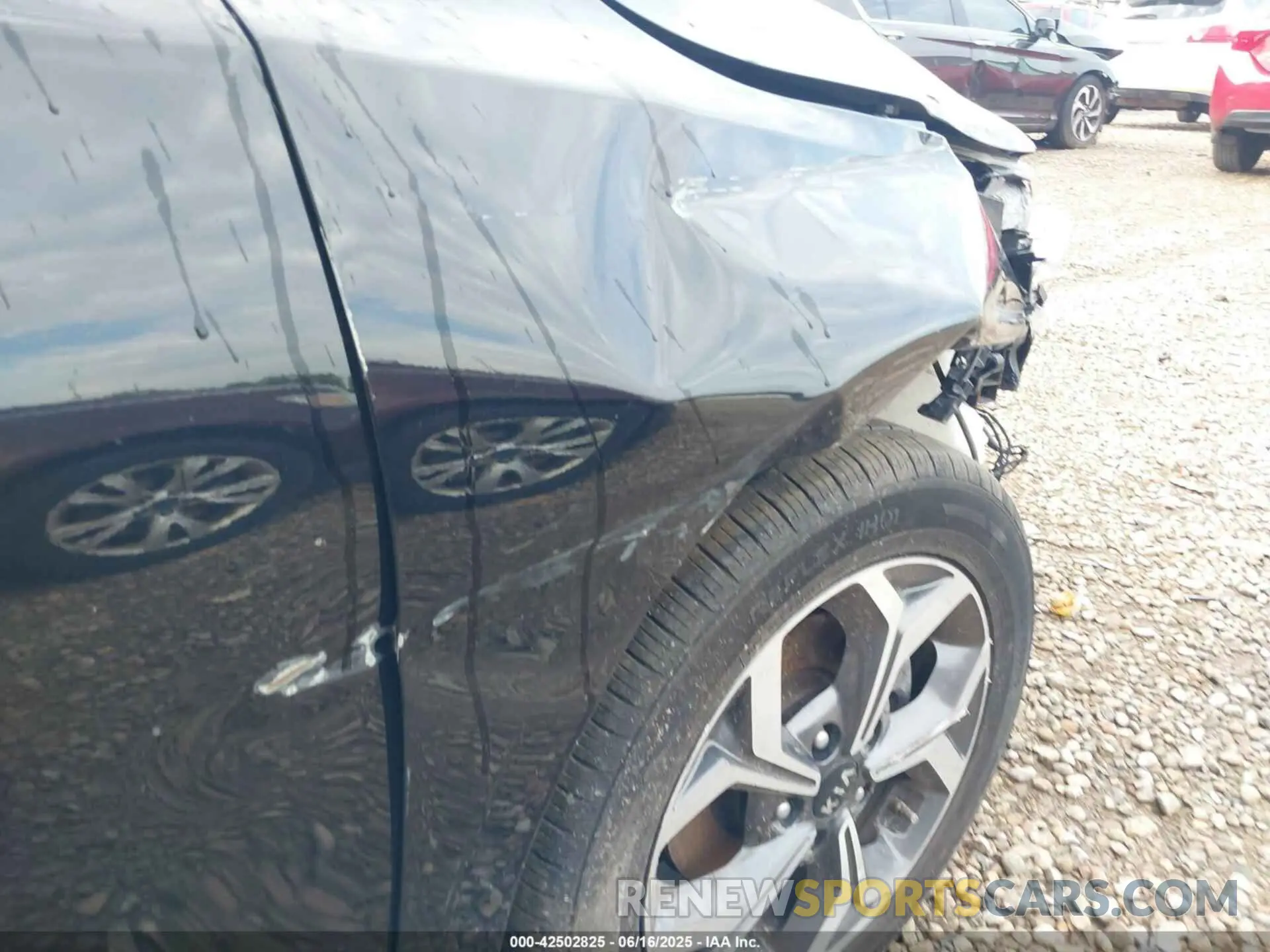 19 Photograph of a damaged car 3KPF24AD7KE137461 KIA FORTE 2019