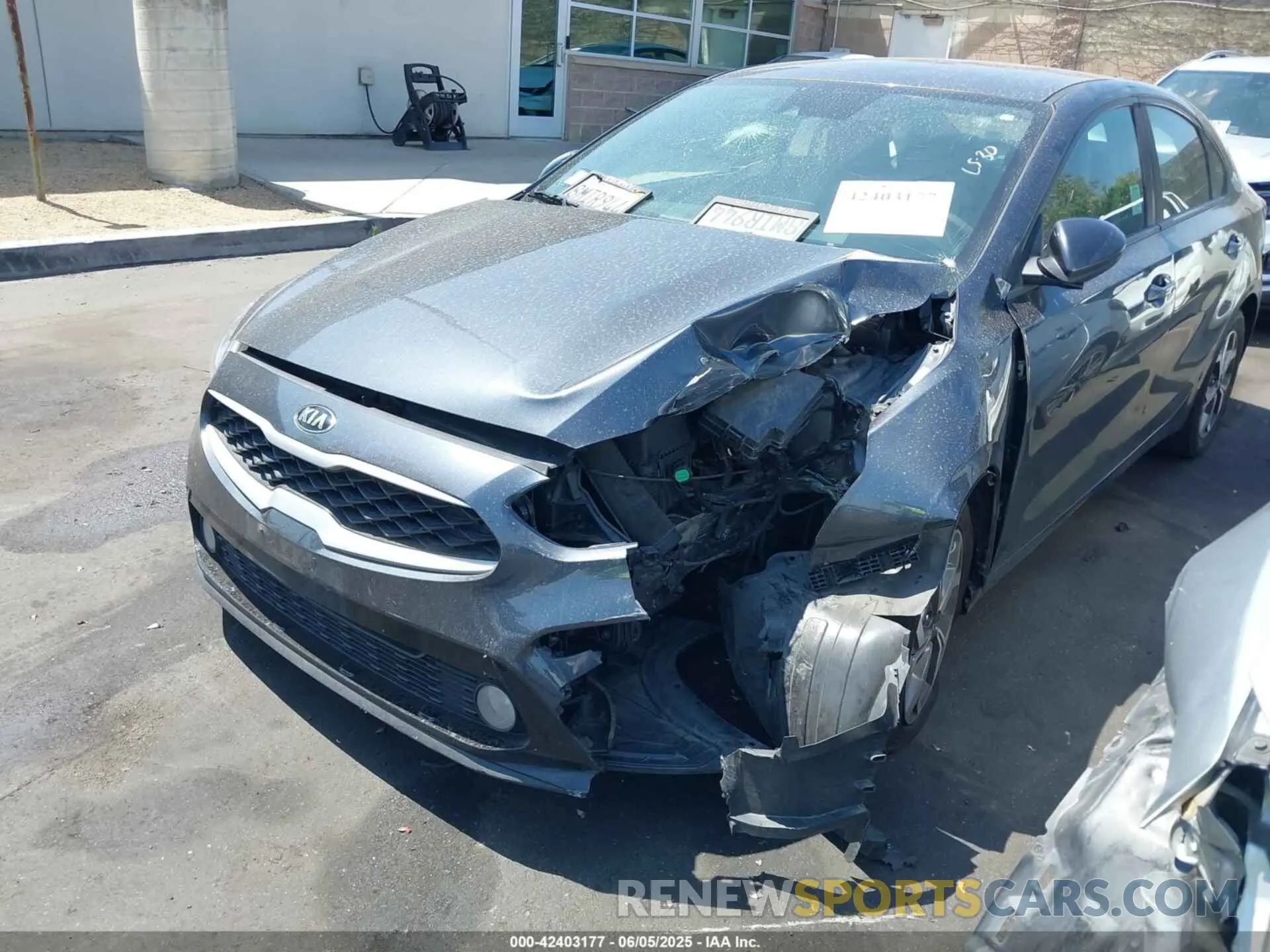 16 Photograph of a damaged car 3KPF24AD7KE139680 KIA FORTE 2019