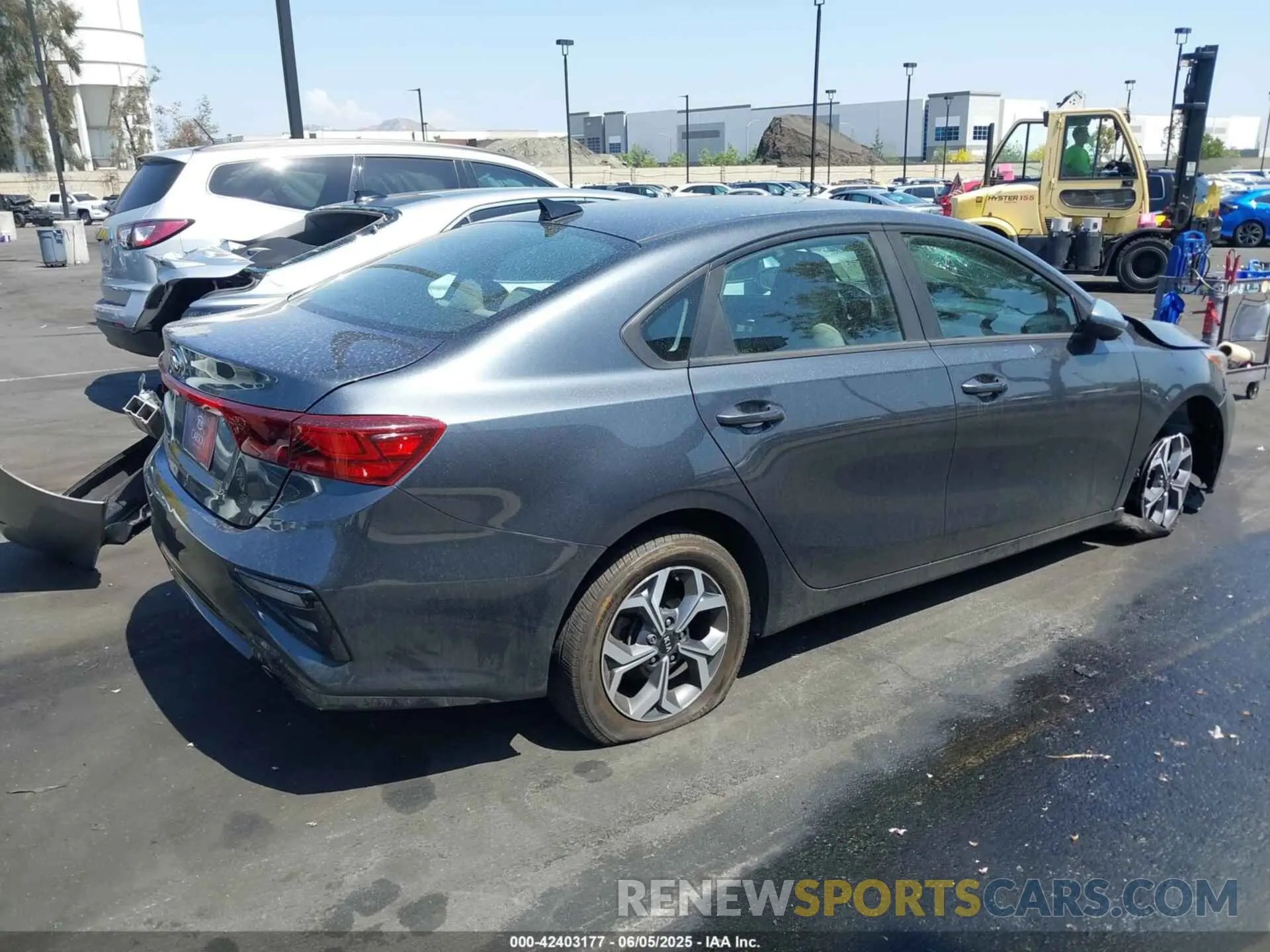 4 Photograph of a damaged car 3KPF24AD7KE139680 KIA FORTE 2019