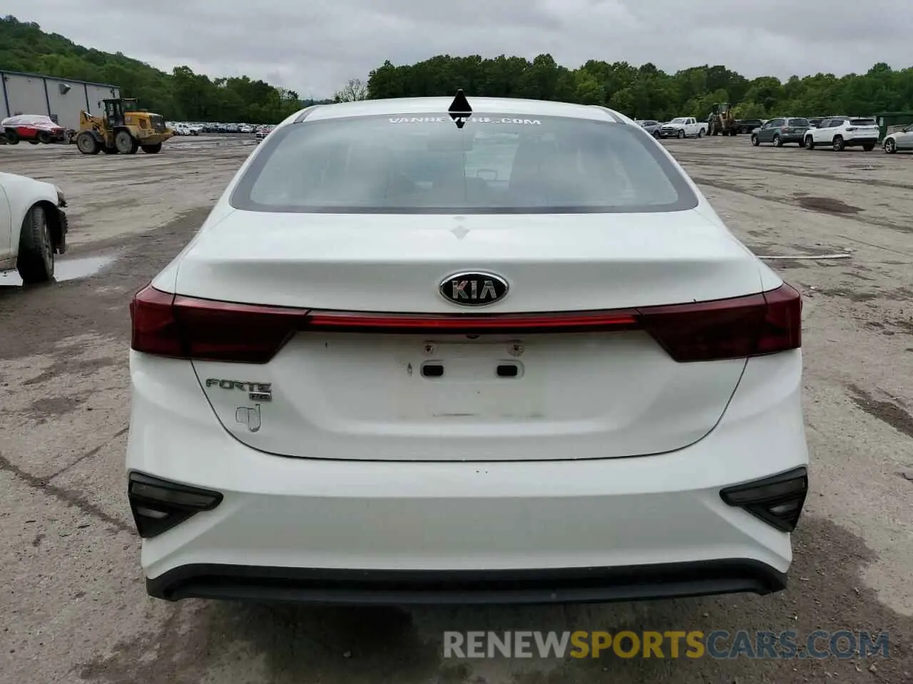 6 Photograph of a damaged car 3KPF24AD8KE006295 KIA FORTE 2019