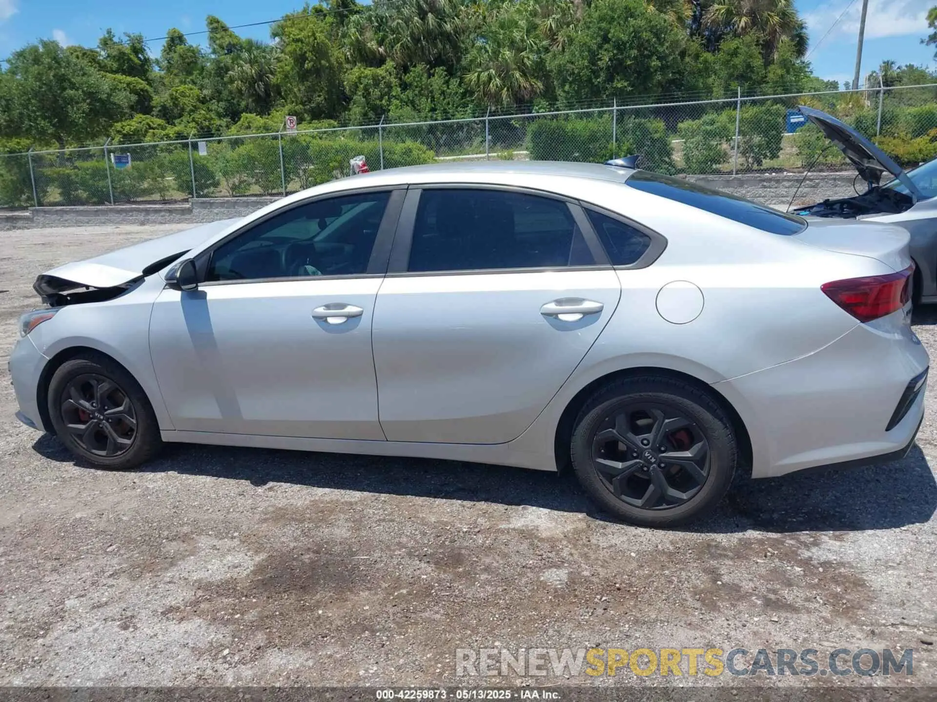 15 Photograph of a damaged car 3KPF24AD8KE006880 KIA FORTE 2019
