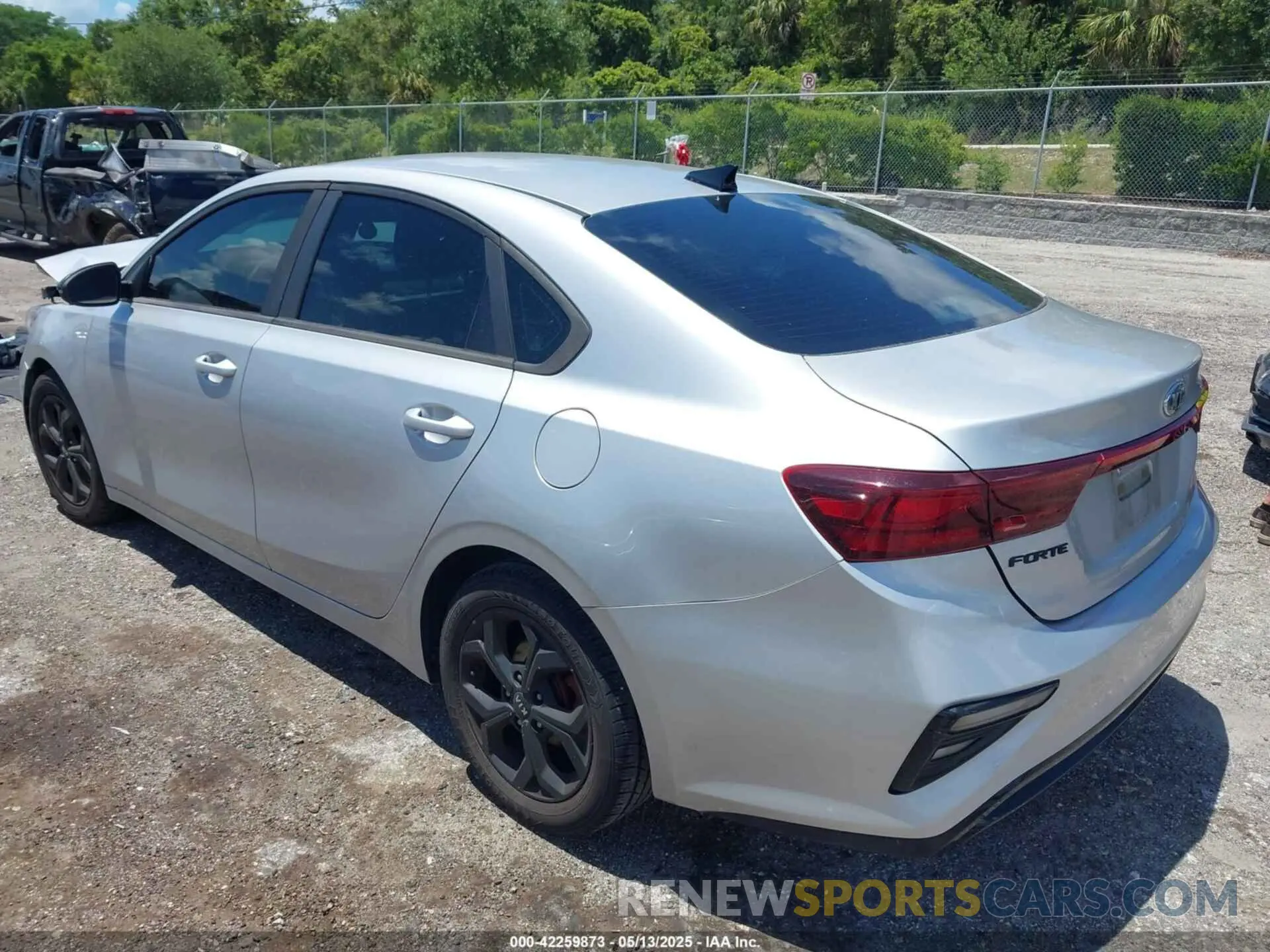 3 Photograph of a damaged car 3KPF24AD8KE006880 KIA FORTE 2019