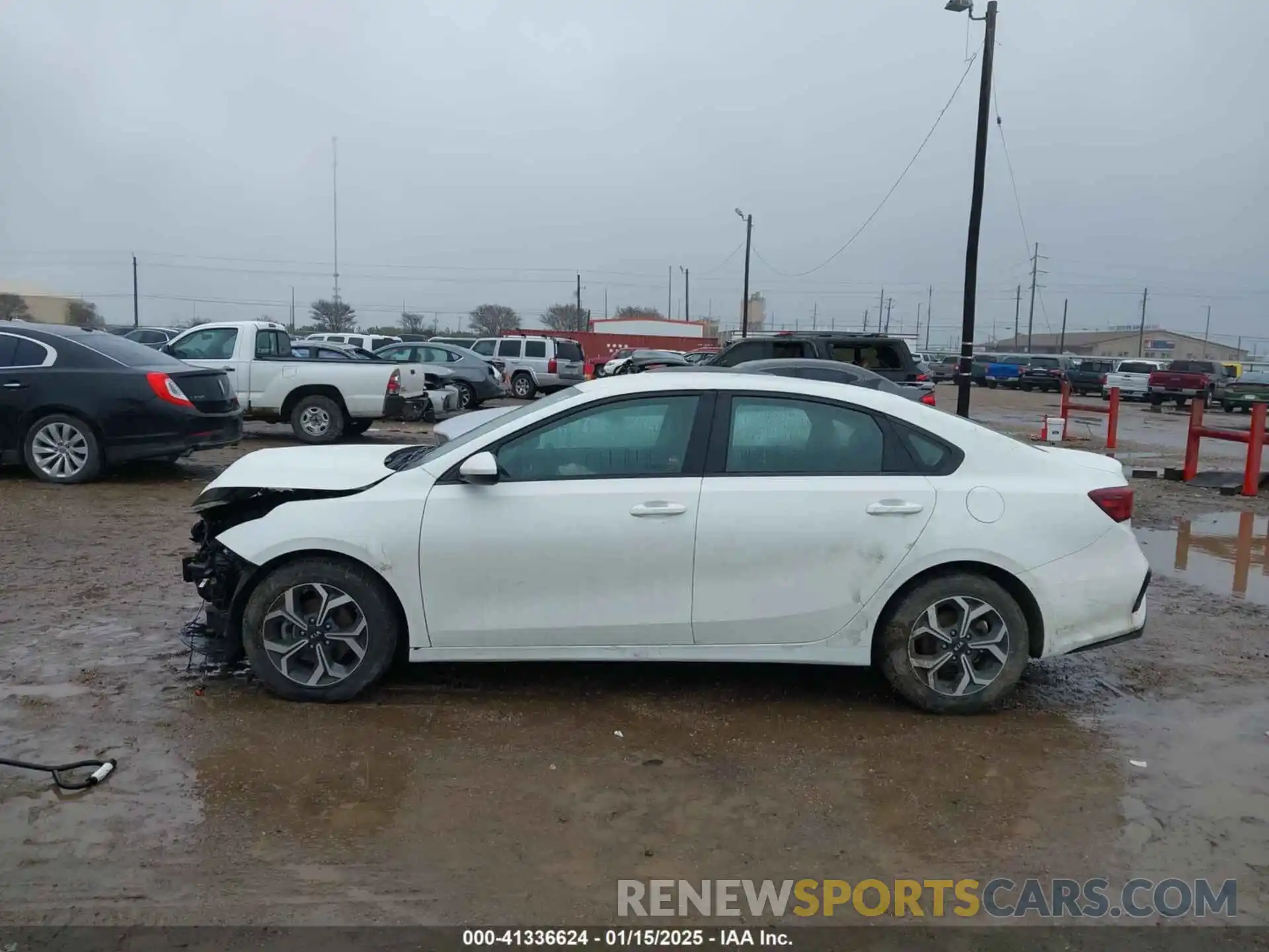 15 Photograph of a damaged car 3KPF24AD8KE008550 KIA FORTE 2019