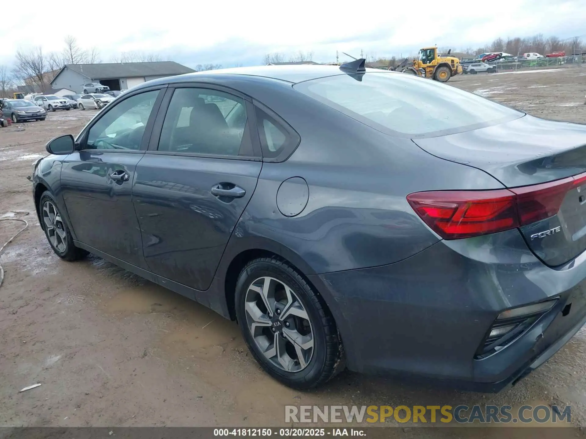 14 Photograph of a damaged car 3KPF24AD8KE009360 KIA FORTE 2019