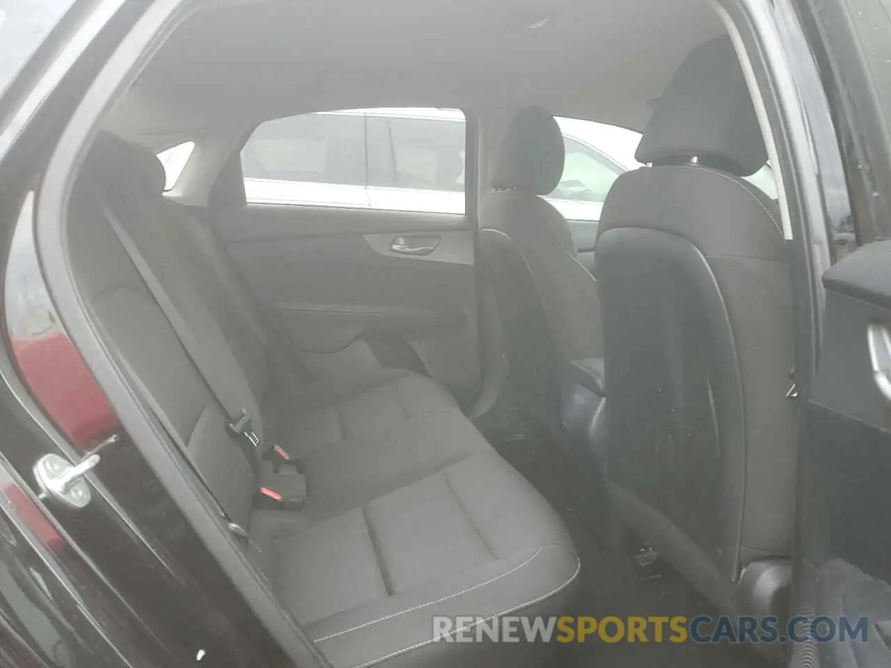 10 Photograph of a damaged car 3KPF24AD8KE012629 KIA FORTE 2019