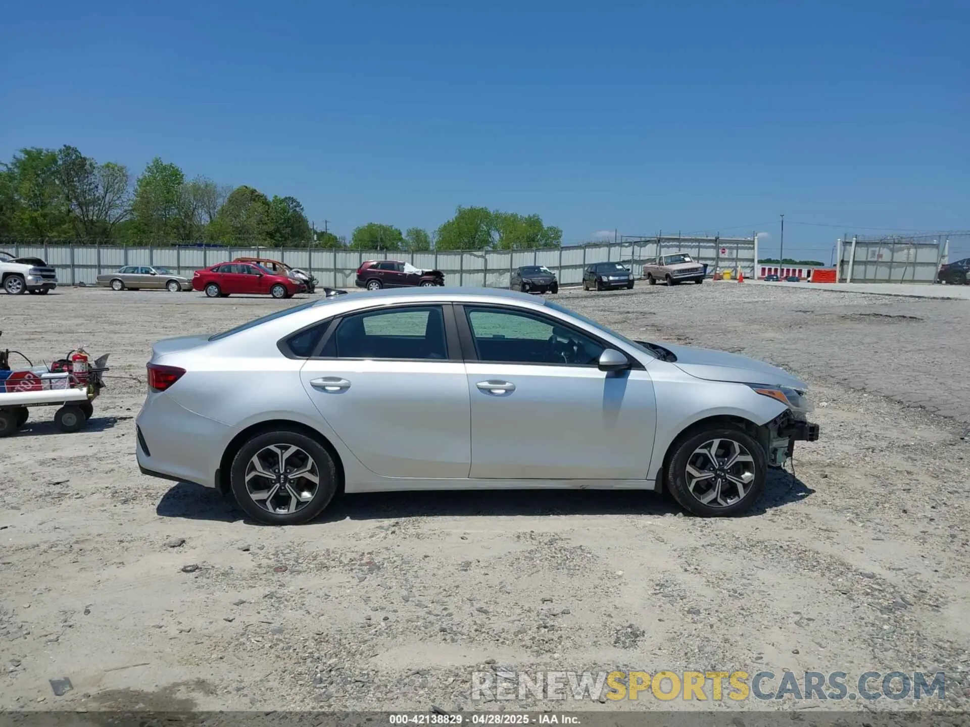 14 Photograph of a damaged car 3KPF24AD8KE024487 KIA FORTE 2019