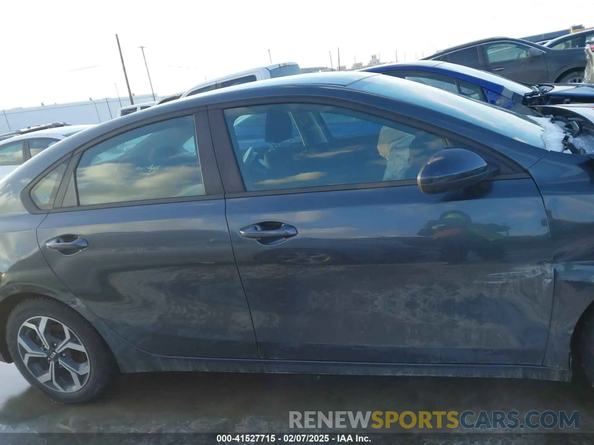 12 Photograph of a damaged car 3KPF24AD8KE032525 KIA FORTE 2019