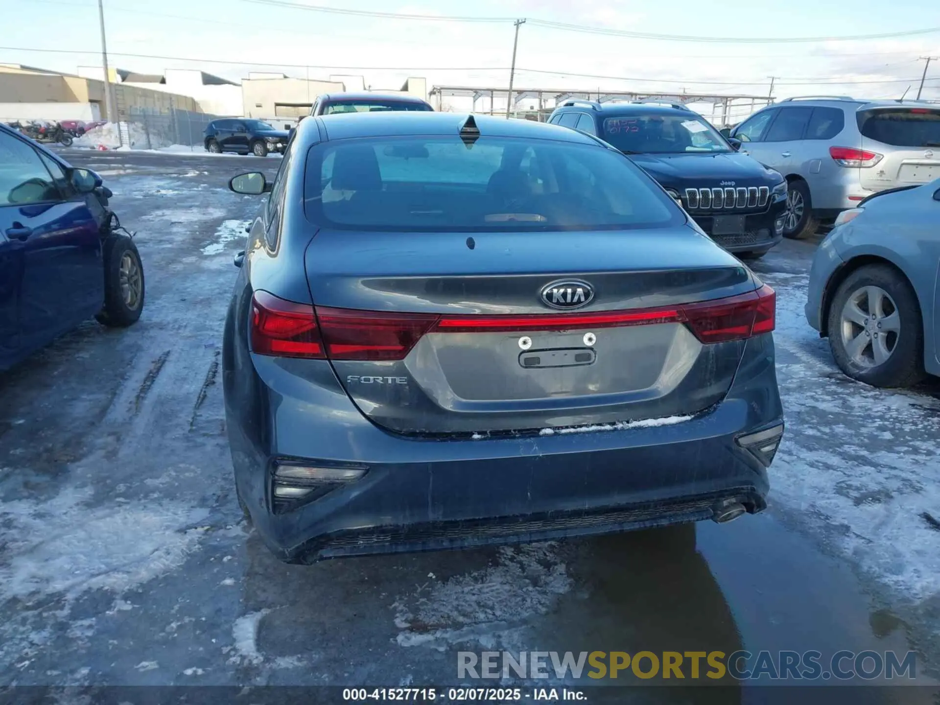 15 Photograph of a damaged car 3KPF24AD8KE032525 KIA FORTE 2019