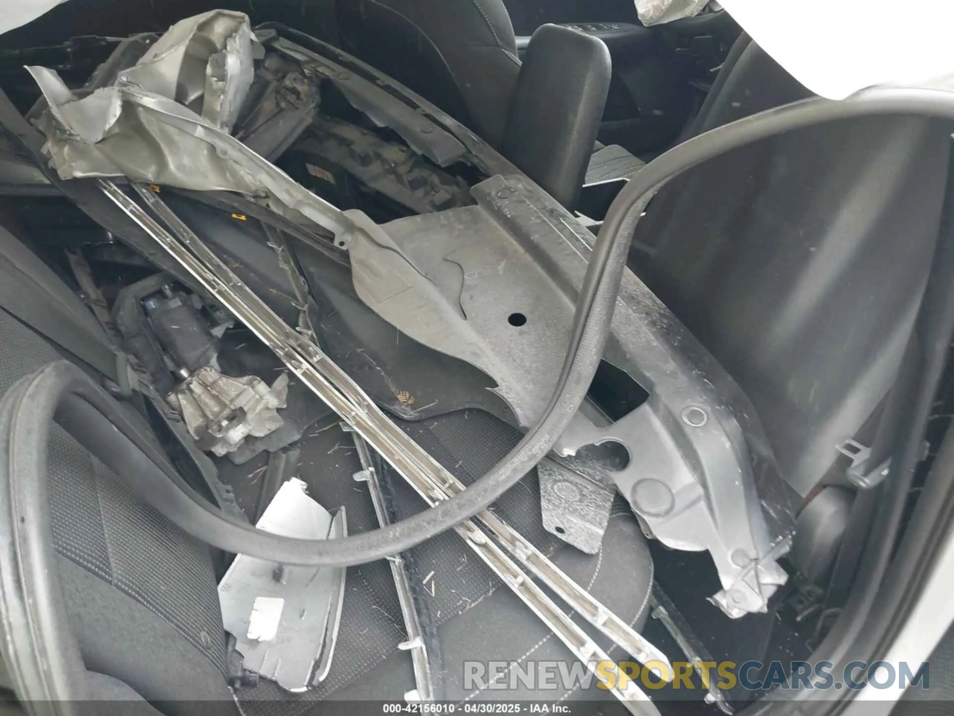 8 Photograph of a damaged car 3KPF24AD8KE032587 KIA FORTE 2019