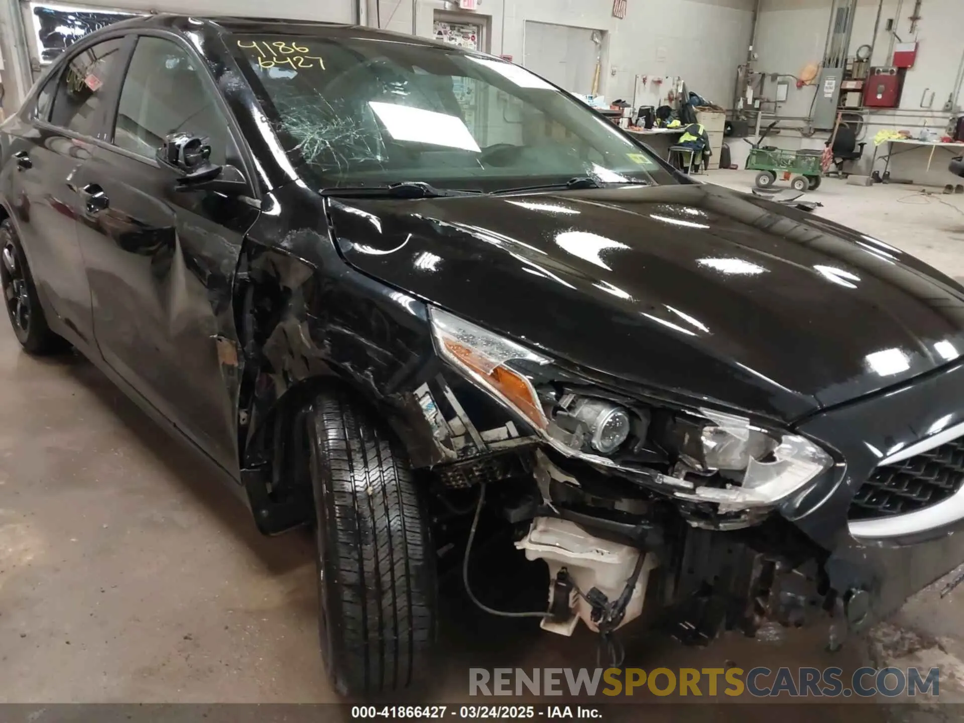 6 Photograph of a damaged car 3KPF24AD8KE051981 KIA FORTE 2019