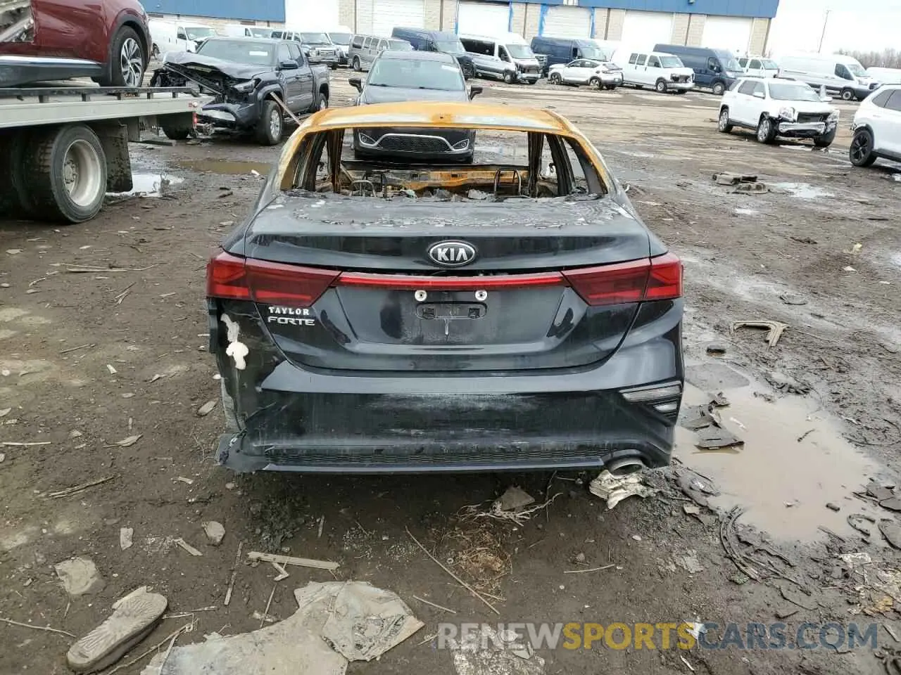 6 Photograph of a damaged car 3KPF24AD8KE058641 KIA FORTE 2019