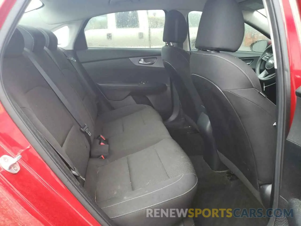 10 Photograph of a damaged car 3KPF24AD8KE064293 KIA FORTE 2019