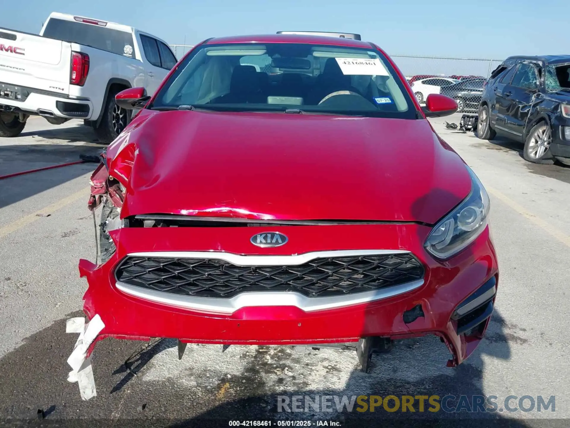 12 Photograph of a damaged car 3KPF24AD8KE068313 KIA FORTE 2019