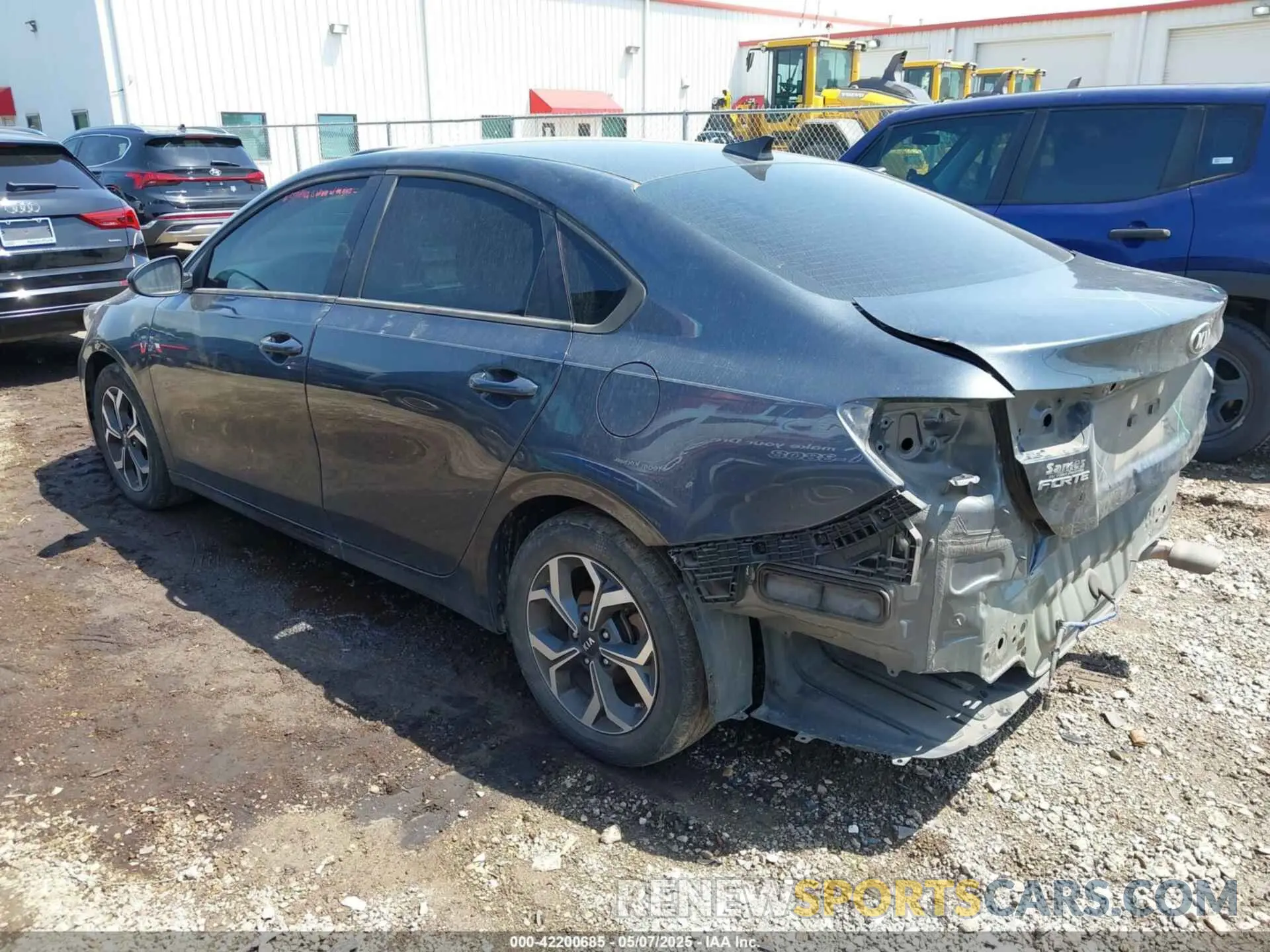 3 Photograph of a damaged car 3KPF24AD8KE069591 KIA FORTE 2019