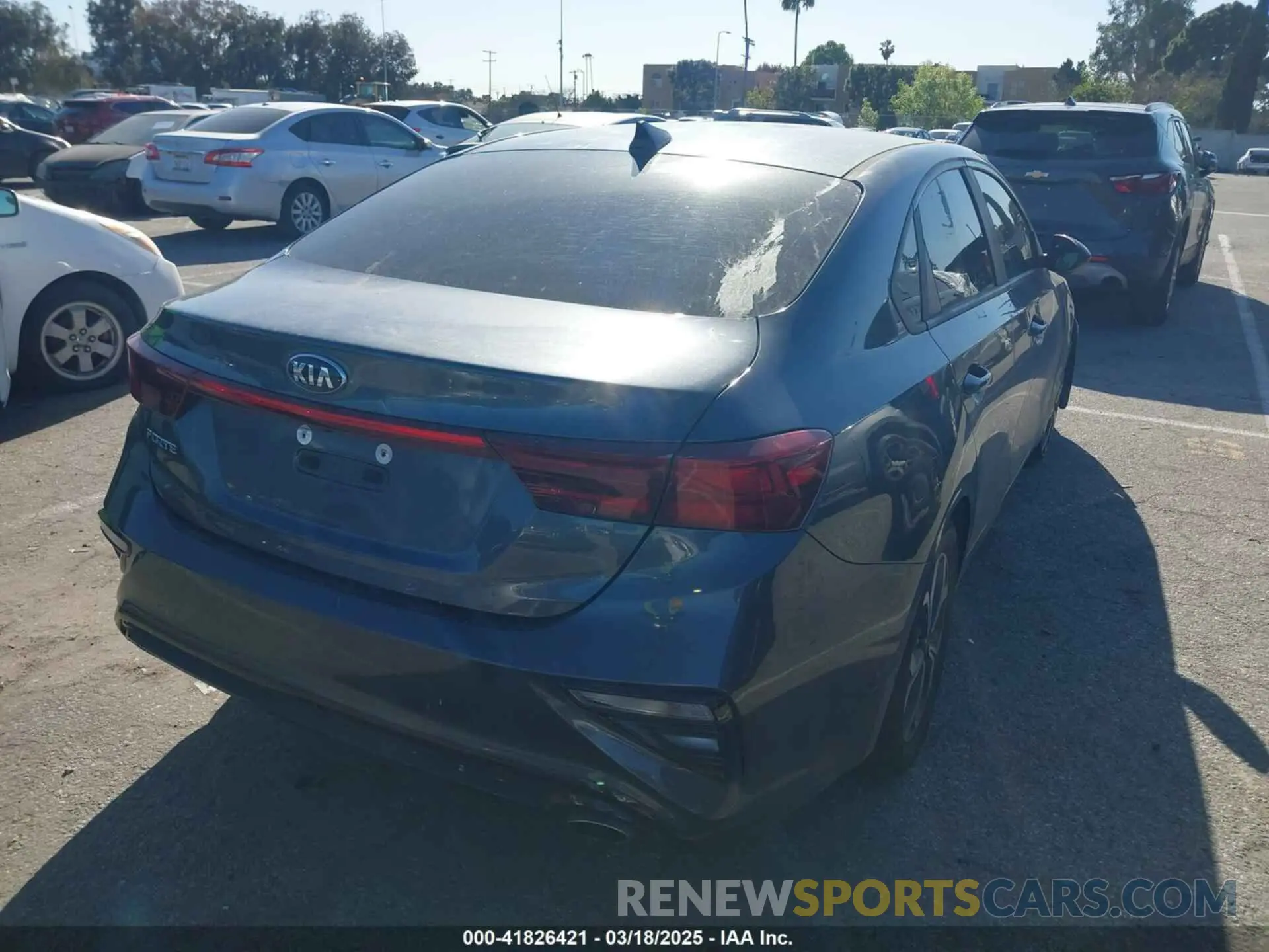4 Photograph of a damaged car 3KPF24AD8KE070188 KIA FORTE 2019