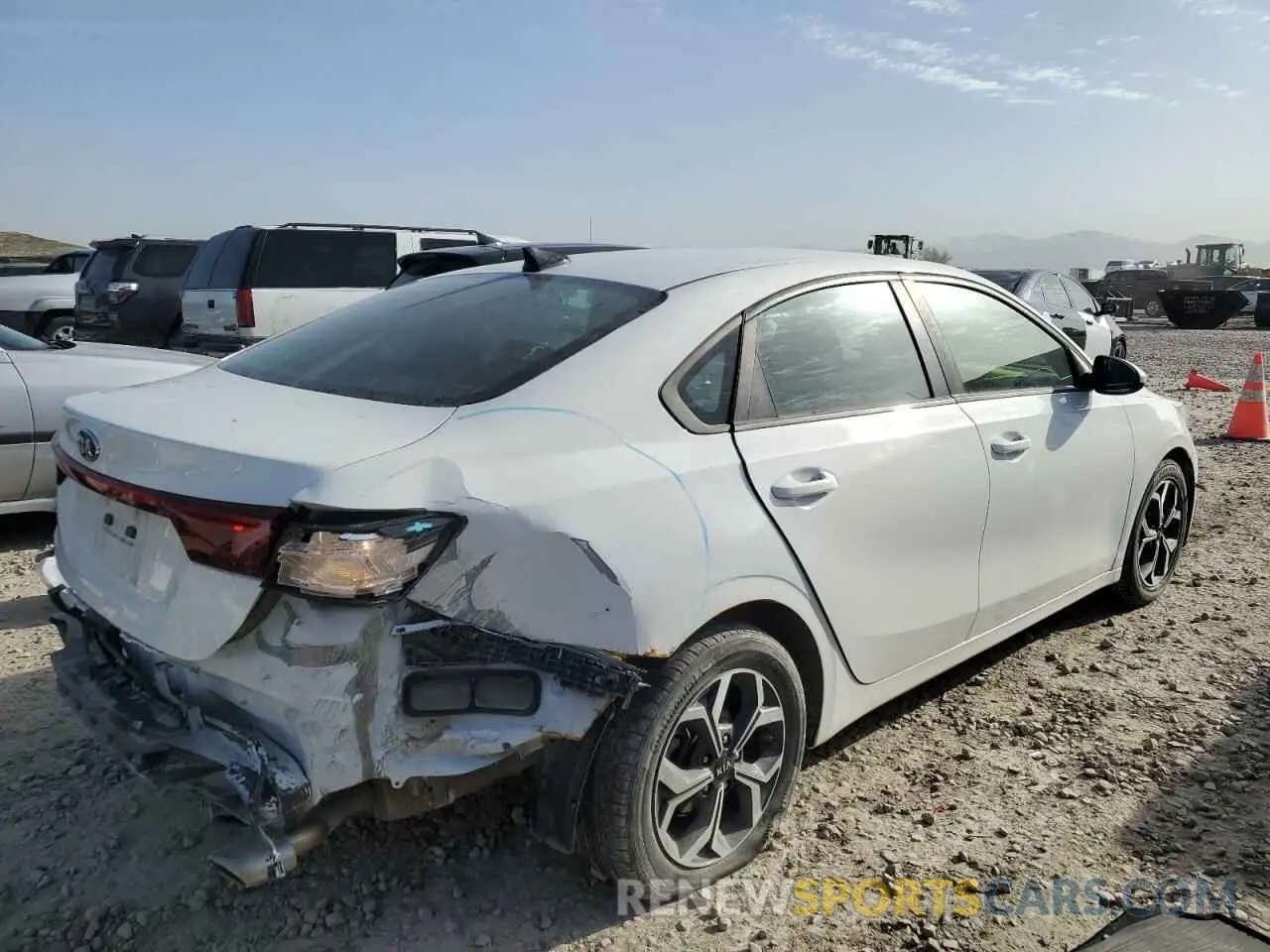 3 Photograph of a damaged car 3KPF24AD8KE076038 KIA FORTE 2019