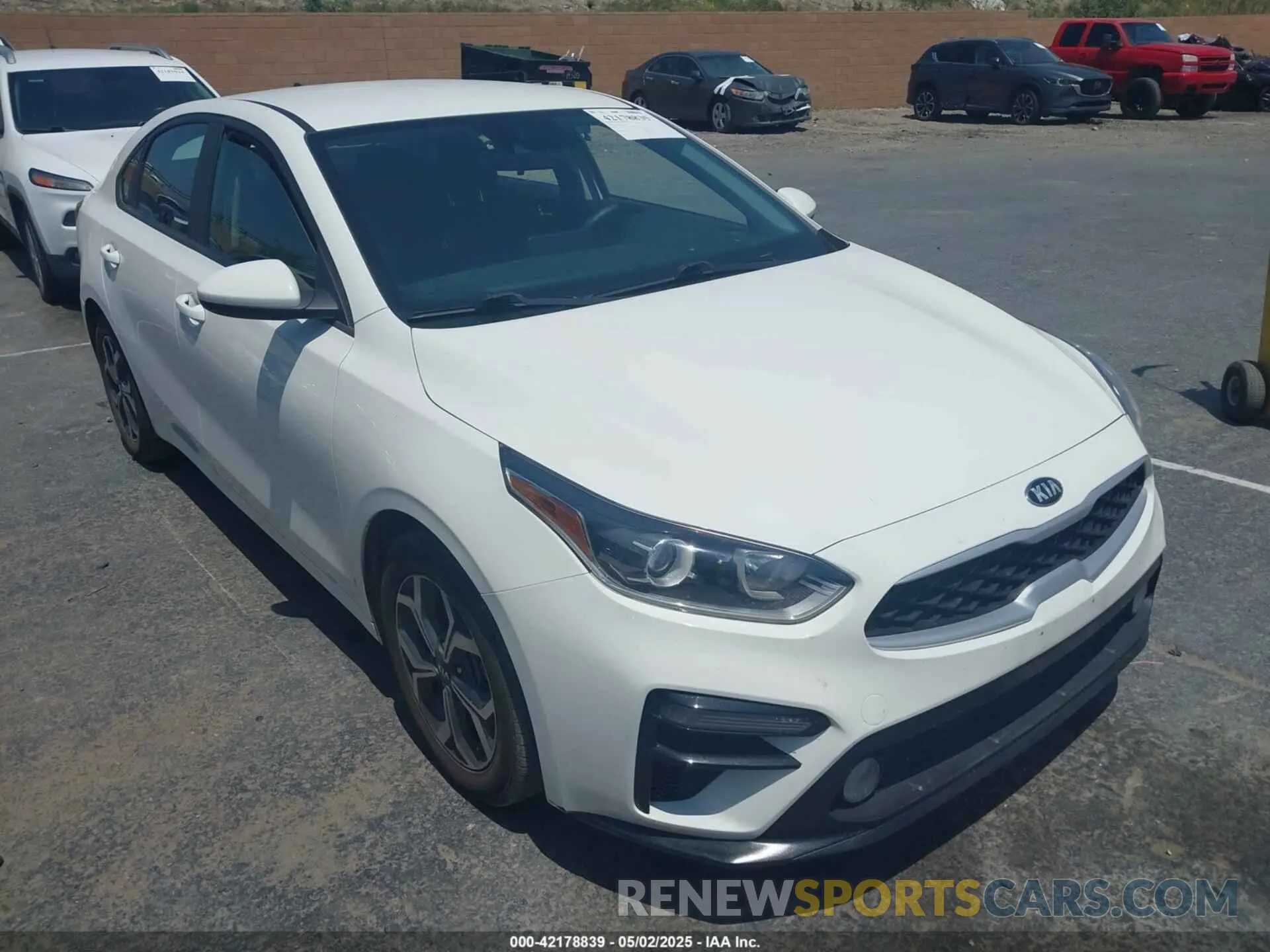 1 Photograph of a damaged car 3KPF24AD8KE083510 KIA FORTE 2019