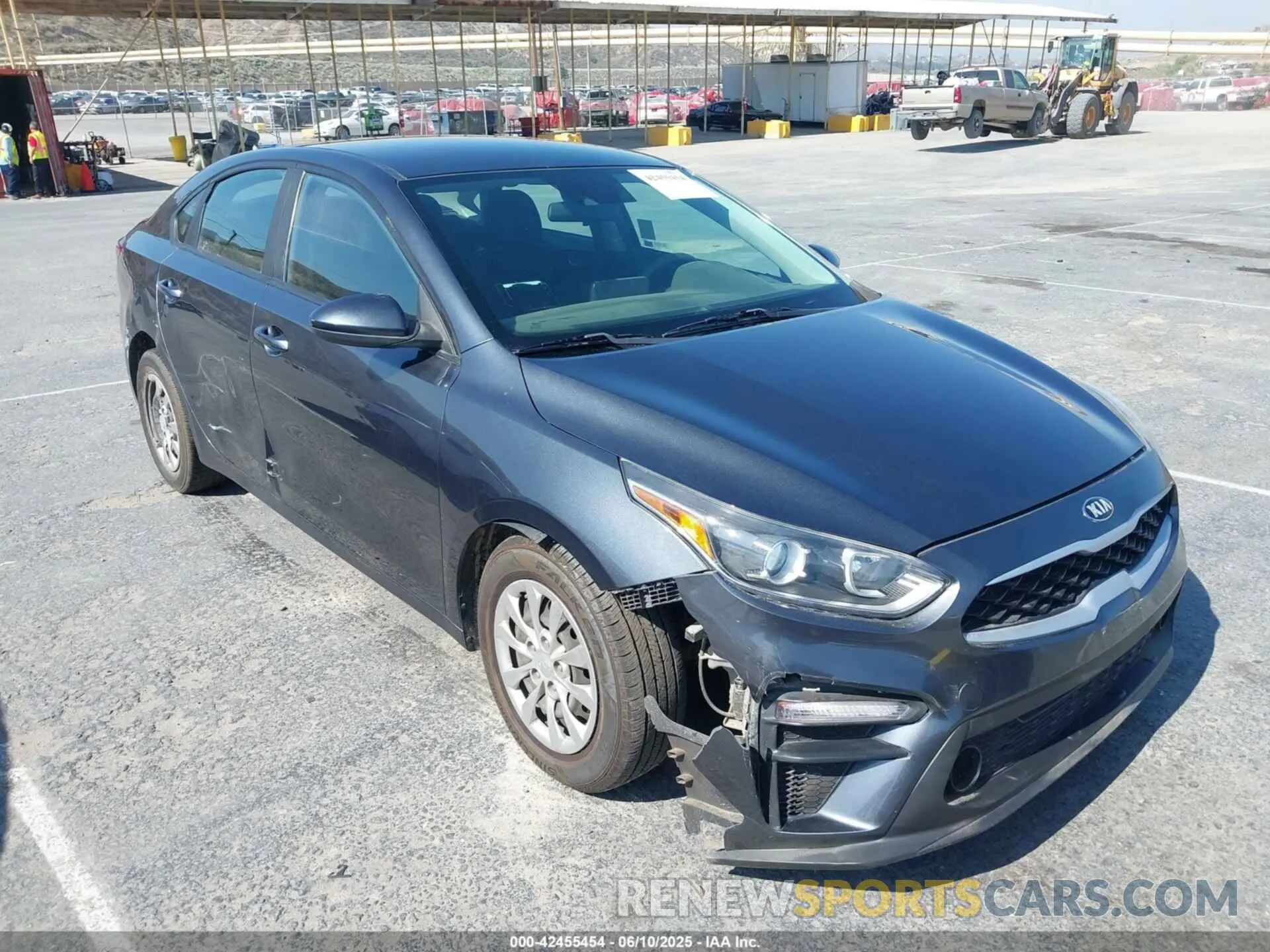 1 Photograph of a damaged car 3KPF24AD8KE104761 KIA FORTE 2019