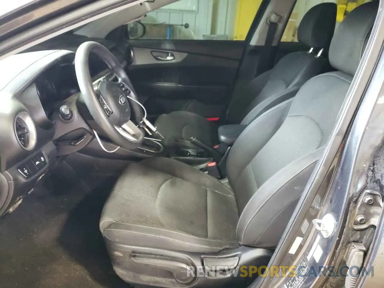 7 Photograph of a damaged car 3KPF24AD8KE106851 KIA FORTE 2019