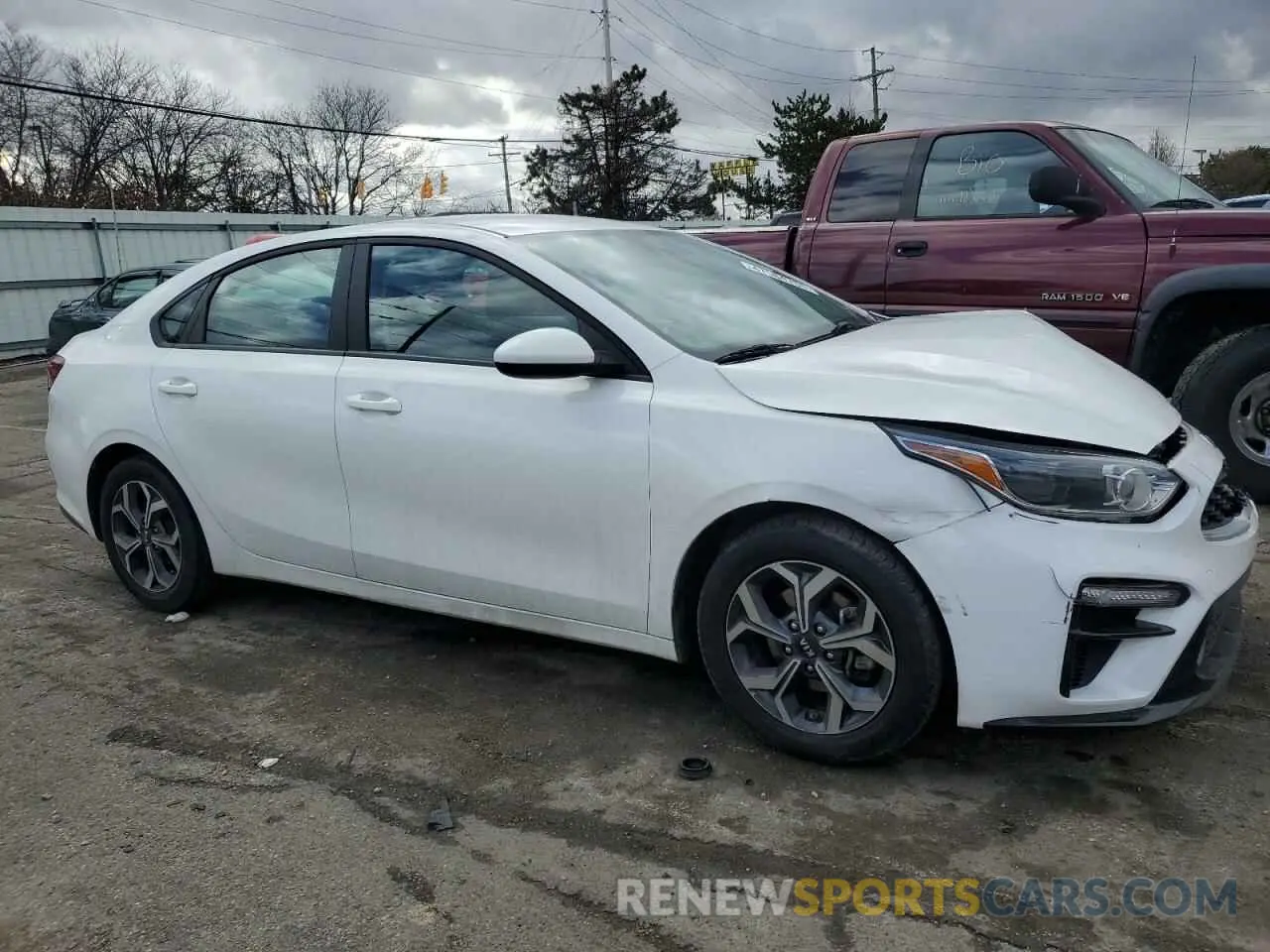 4 Photograph of a damaged car 3KPF24AD8KE114643 KIA FORTE 2019