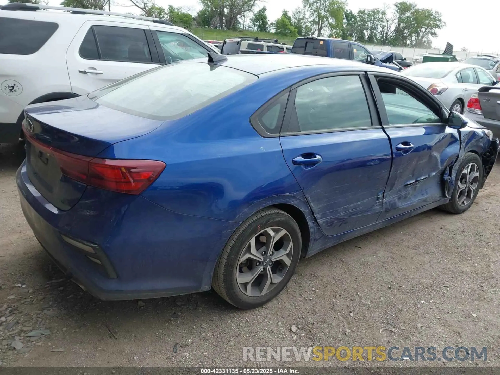 4 Photograph of a damaged car 3KPF24AD8KE132186 KIA FORTE 2019