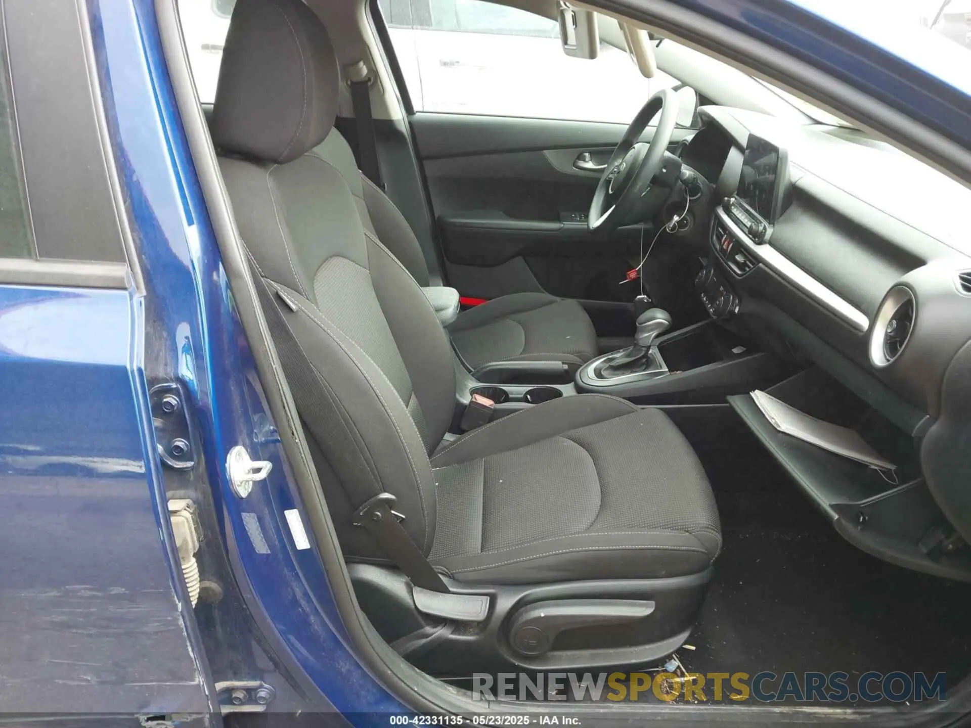 5 Photograph of a damaged car 3KPF24AD8KE132186 KIA FORTE 2019