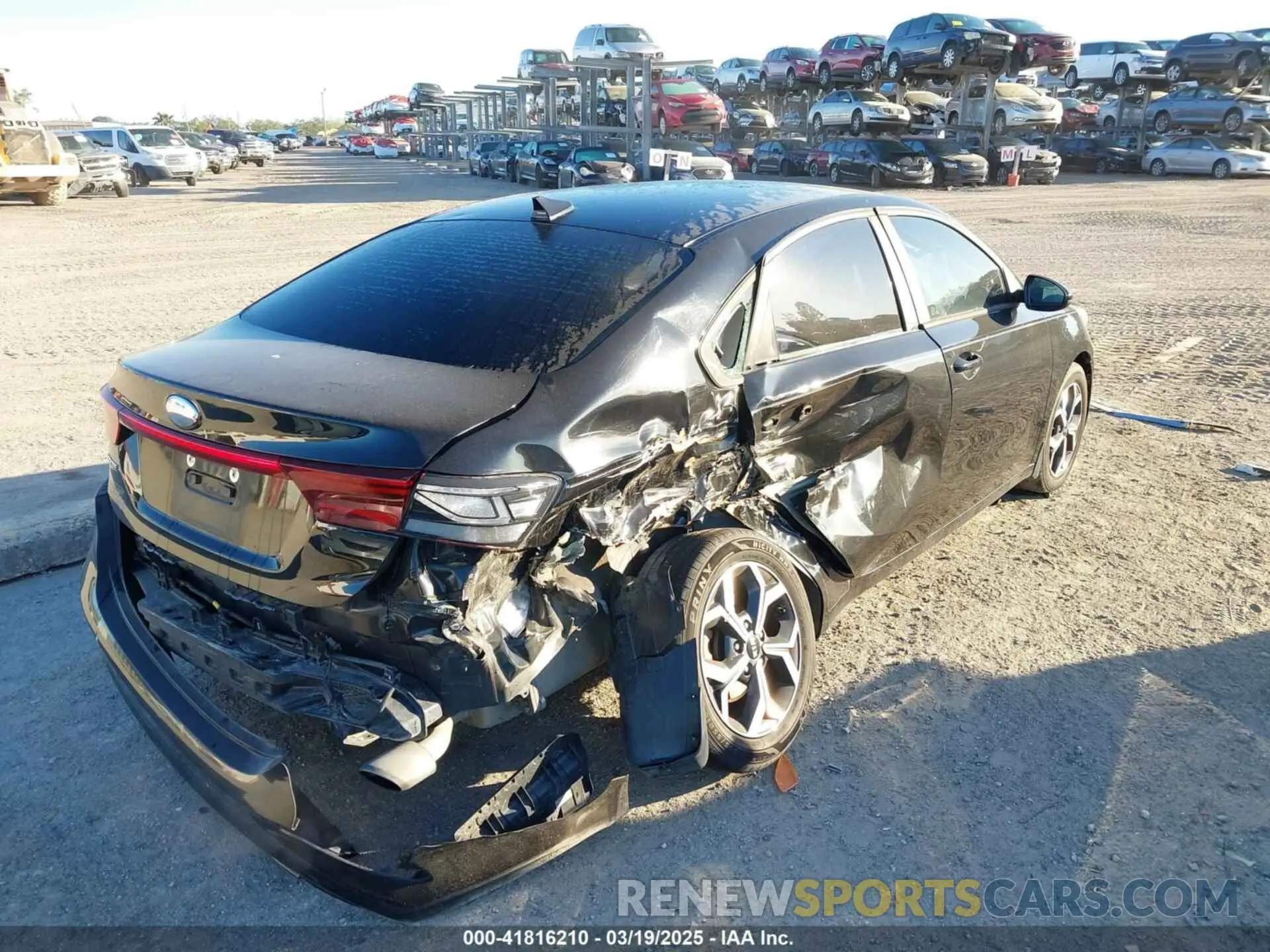 4 Photograph of a damaged car 3KPF24AD8KE133273 KIA FORTE 2019