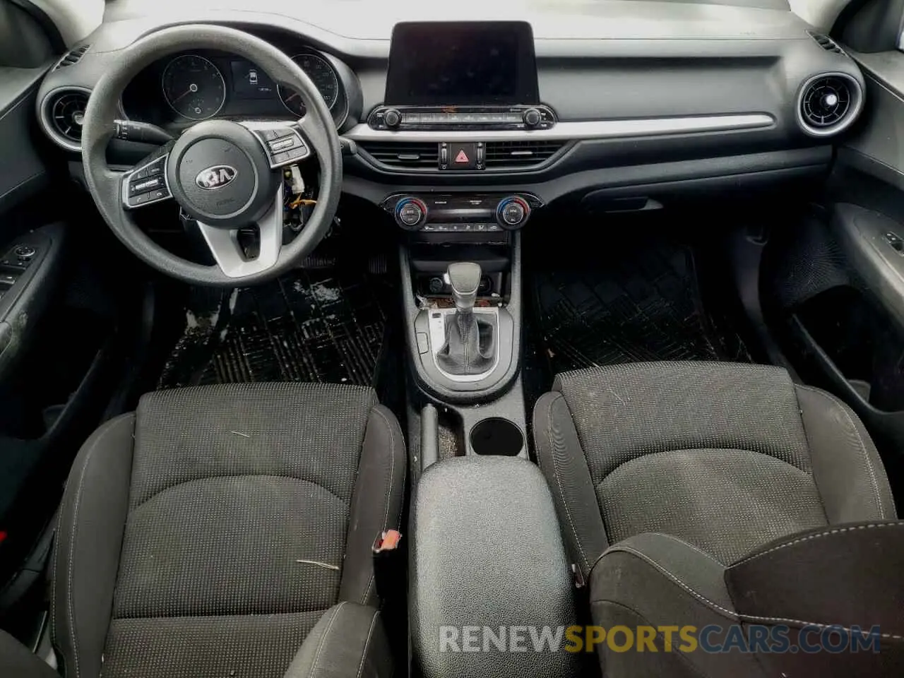 8 Photograph of a damaged car 3KPF24AD9KE006449 KIA FORTE 2019