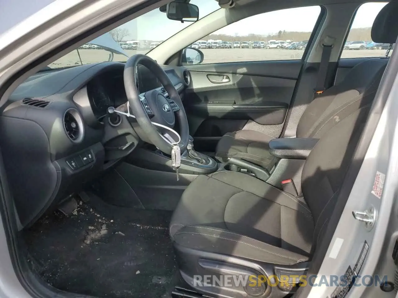 7 Photograph of a damaged car 3KPF24AD9KE008203 KIA FORTE 2019